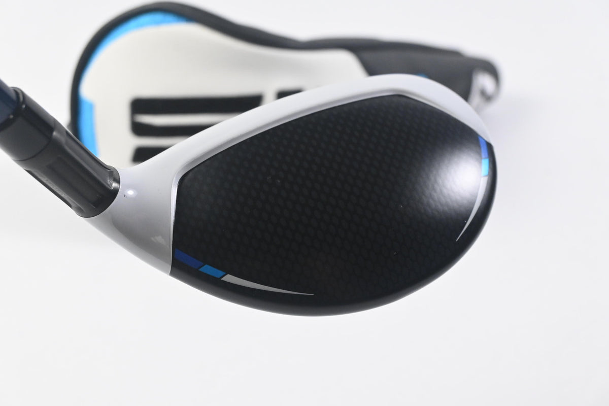 Taylormade SIM2 Max #3 Hybrid / 19 Degree / Regular Flex Ventus Blue 6 Shaft