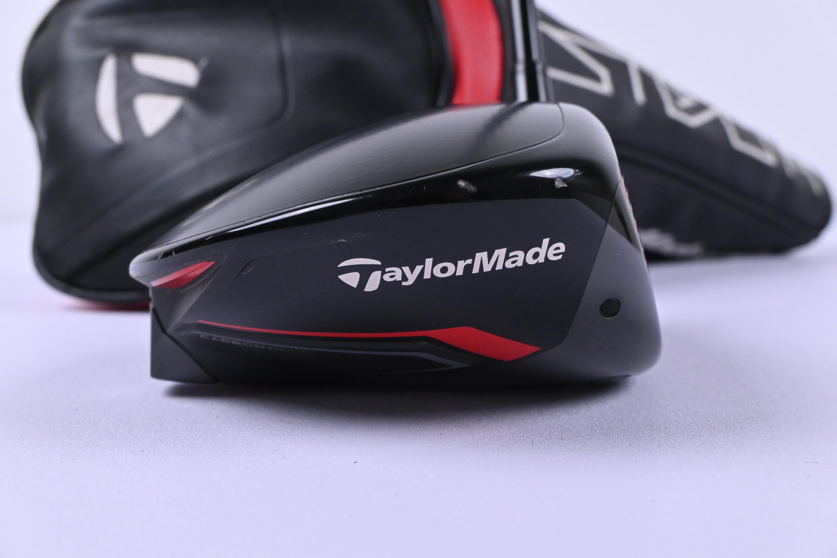 Taylormade Stealth Driver / 10.5 Degree / Stiff Flex HZRDUS Smoke Red RDX 60 Shaft