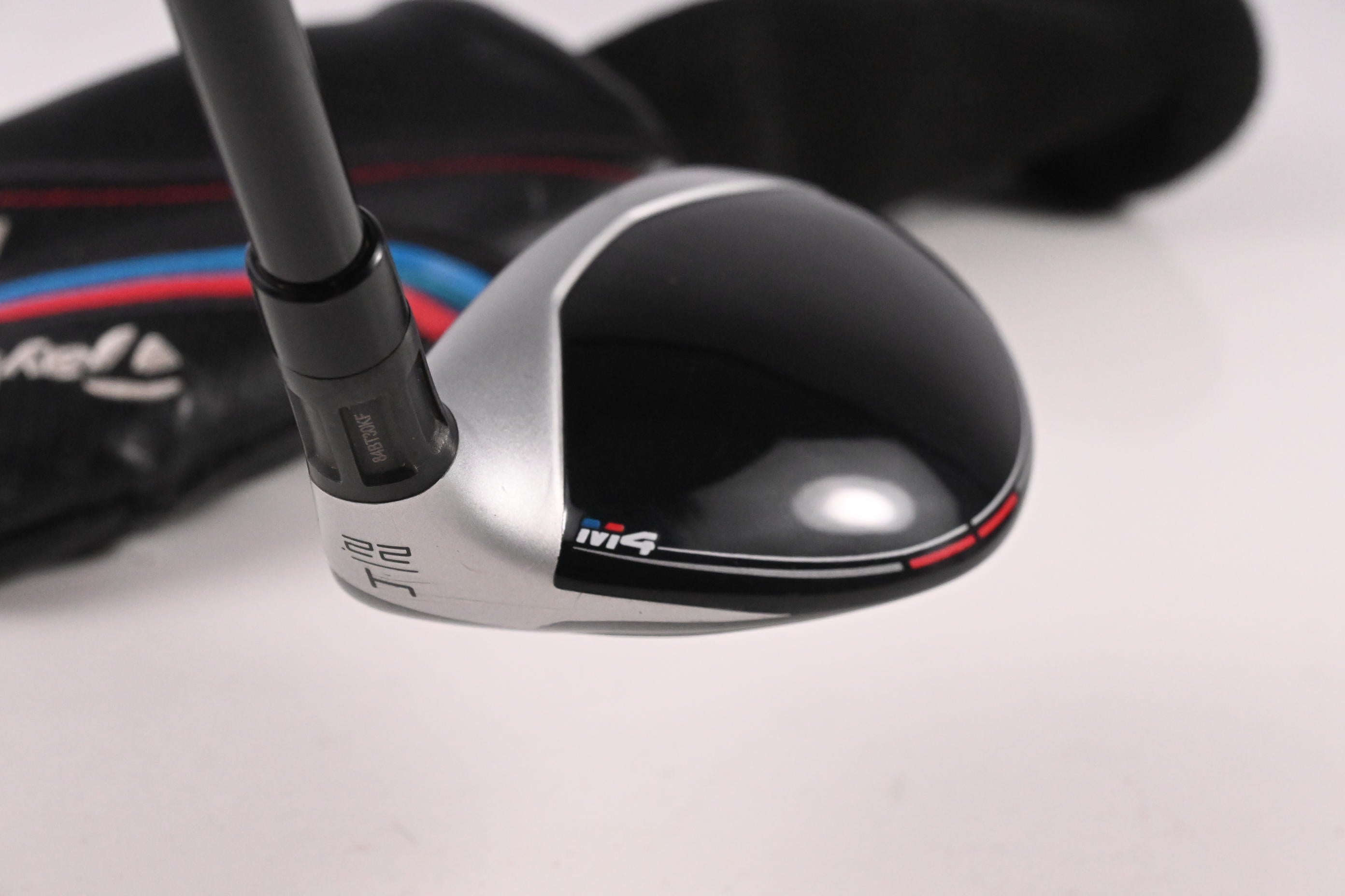 Taylormade M4 #4 Hybrid / 22 Degree / Regular Flex Fujikura Atmos Red 6 Shaft