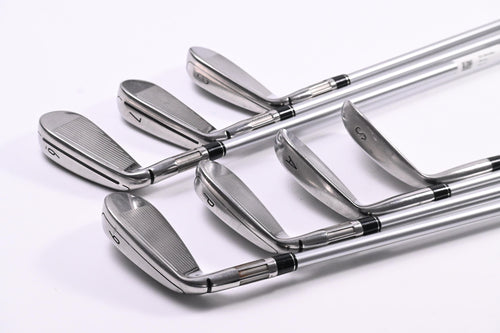 Ladies Taylormade M6 Irons / 6-PW+GW+SW / Ladies Flex Taylormade 45 Shafts