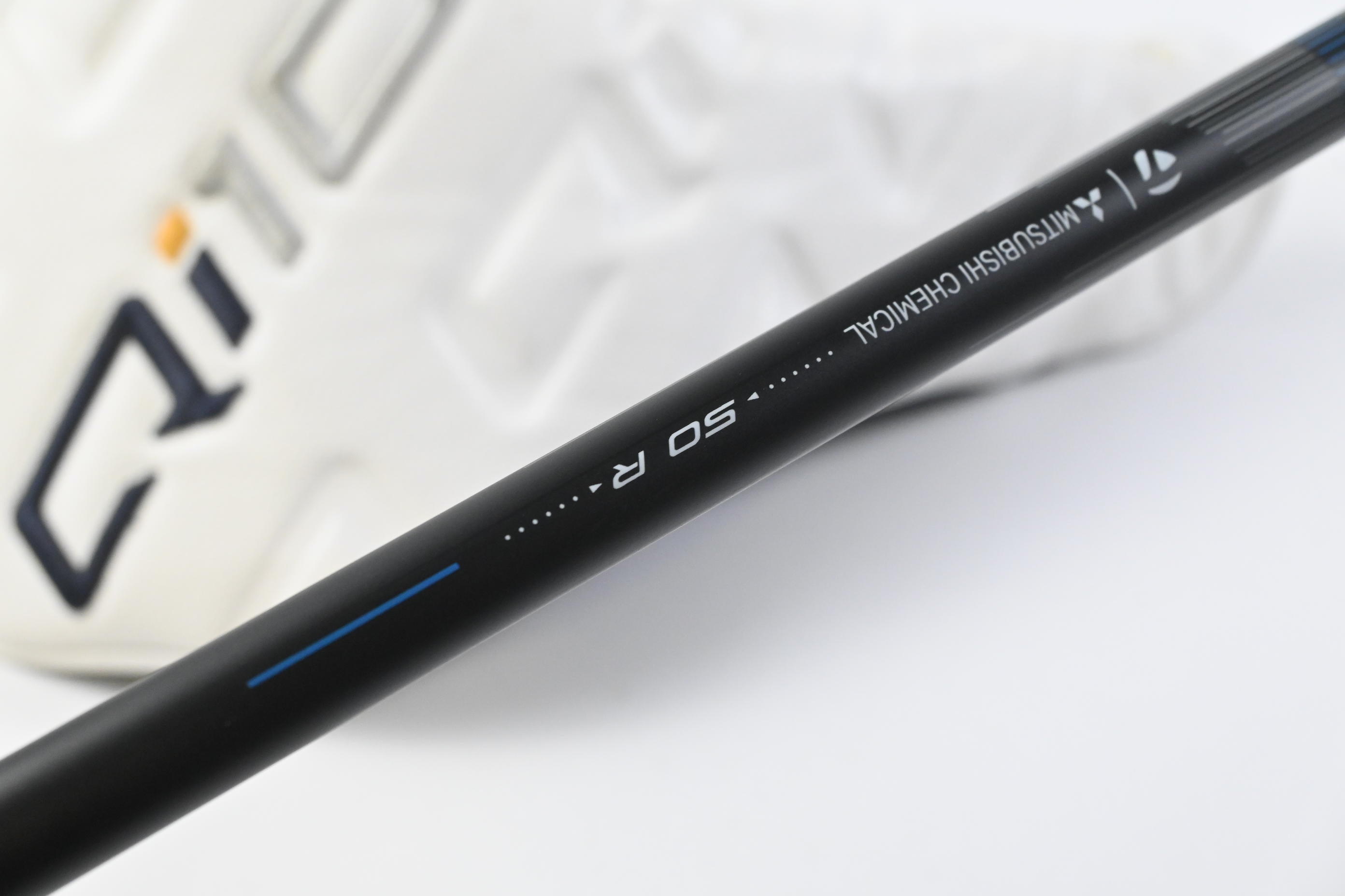 Taylormade Qi10 LS Driver / 10.5 Degree / Regular Flex REAX Blue 50 Shaft