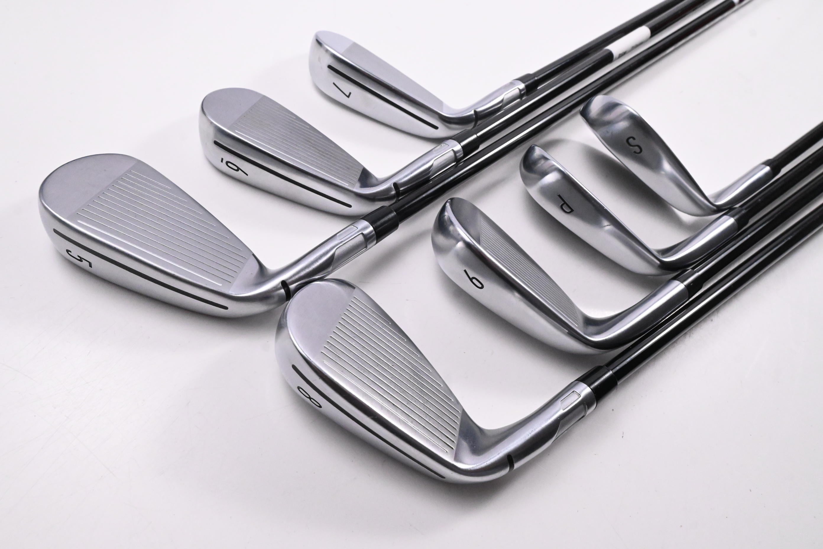 Taylormade Qi Irons / 5-PW+SW / Regular Flex Ventus TR Blue 6 Shafts