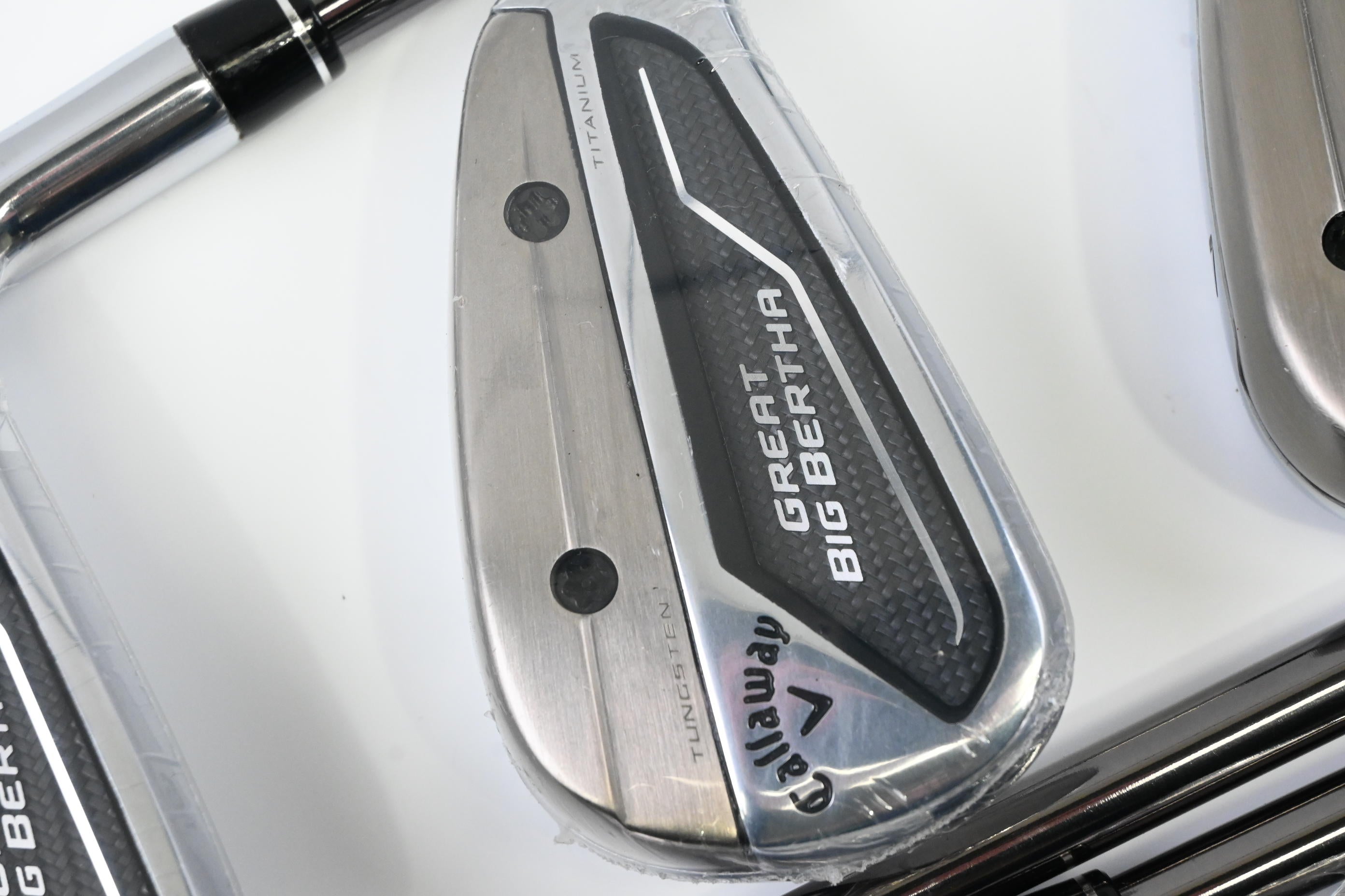 Callaway Great Big Bertha 2023 Irons/ 5-PW+AW / Regular Flex Helium Nanocore 60