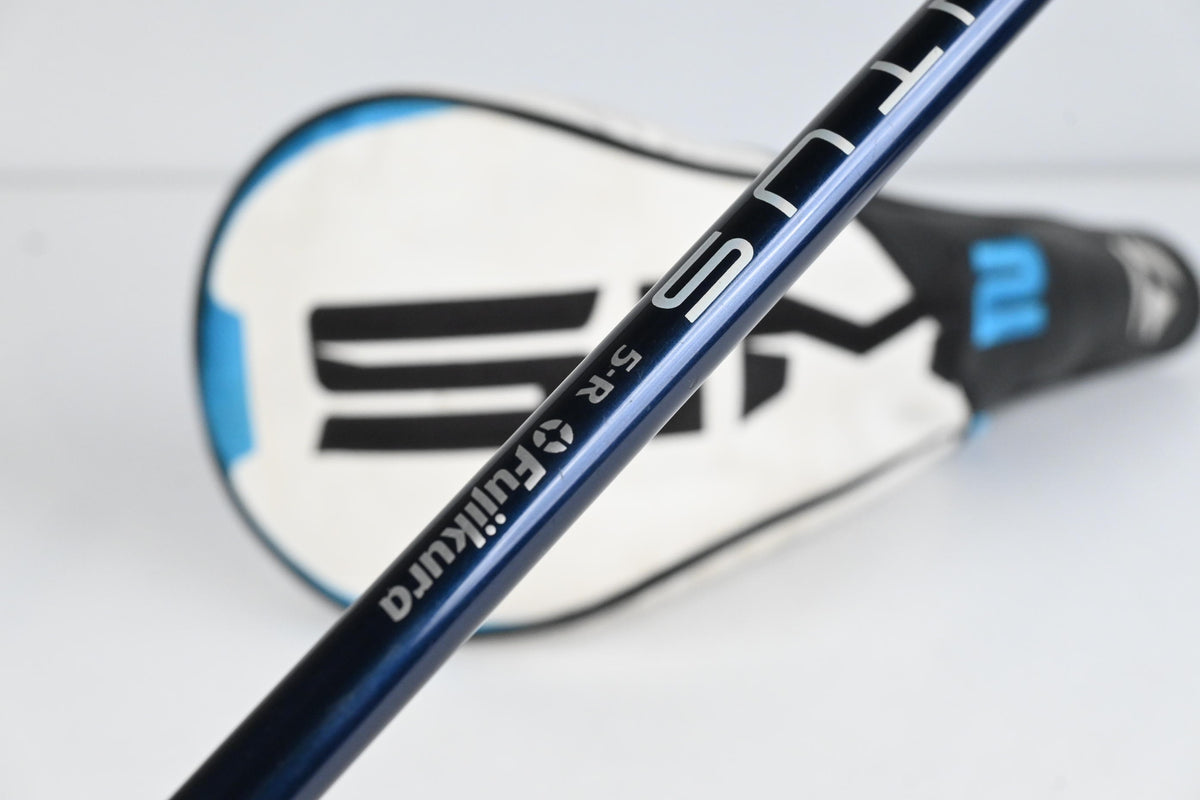Taylormade SIM2 Max Driver / 10.5 Degree / Regular Flex Fujikura Ventus Blue 5