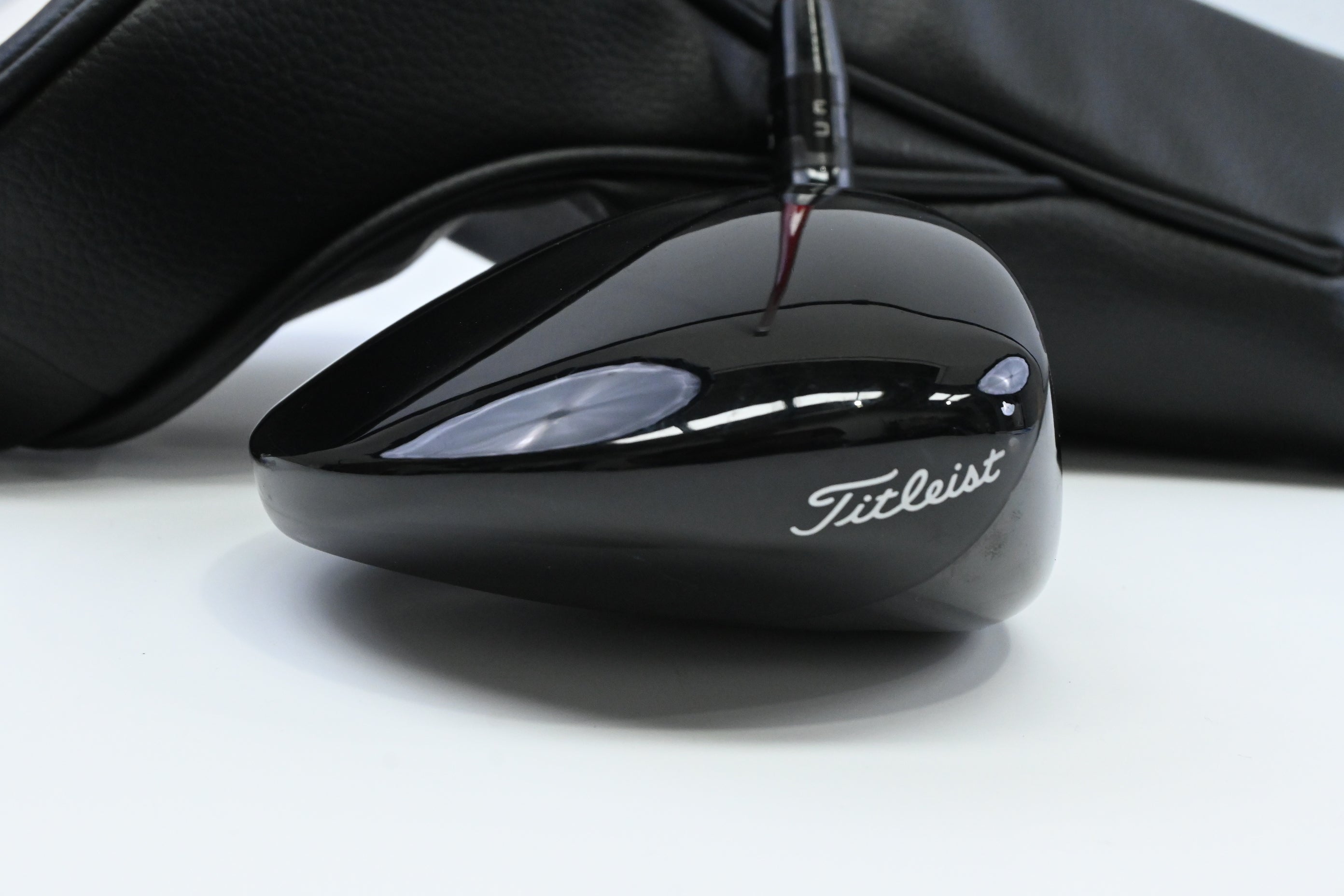 Titleist GT3 Driver / 10 Degree / Regular Flex Denali Red 50 Shaft