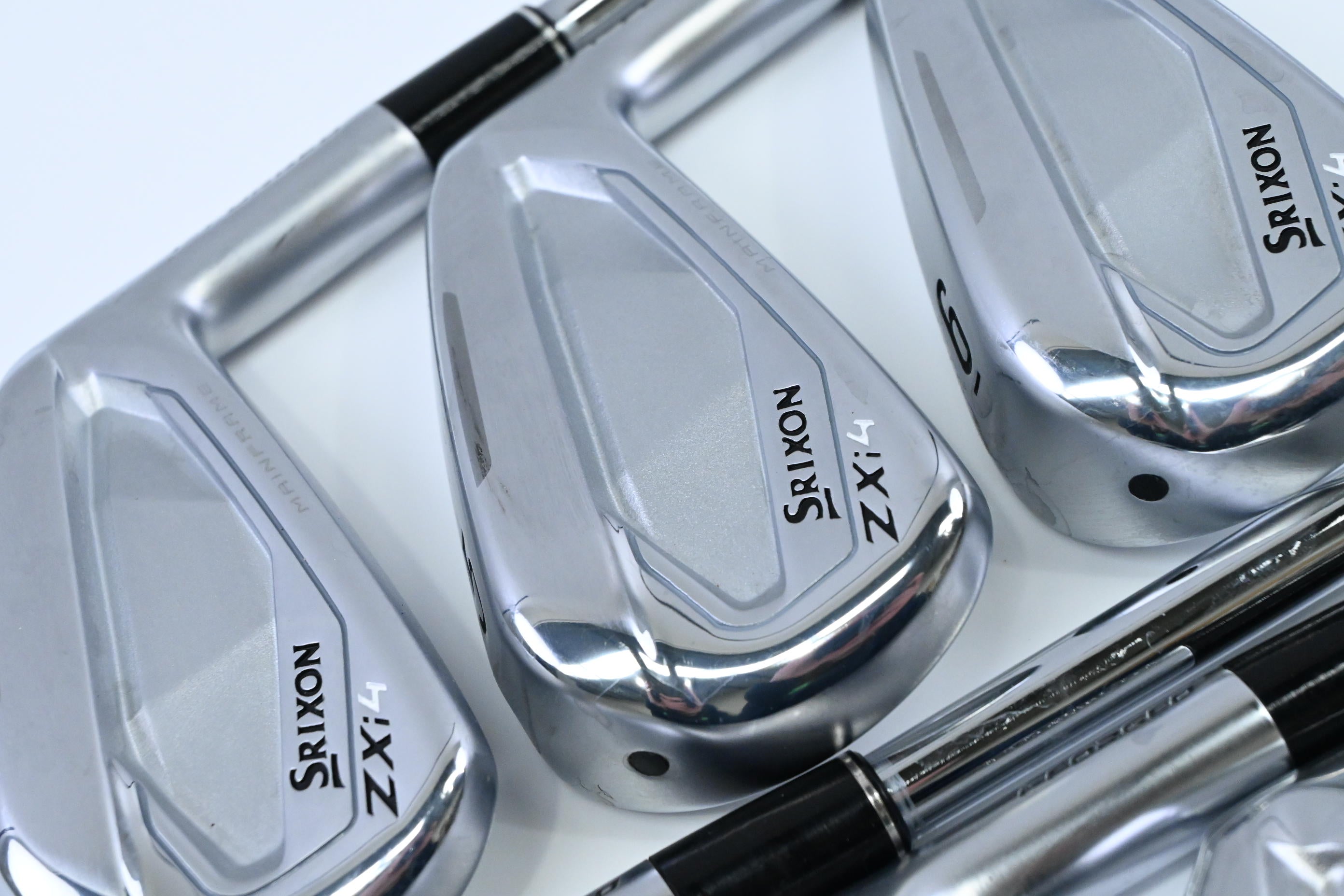 Srixon ZXi5 Irons / 4-PW / Regular Flex NS Pro Modus3 Tour 105 Shafts
