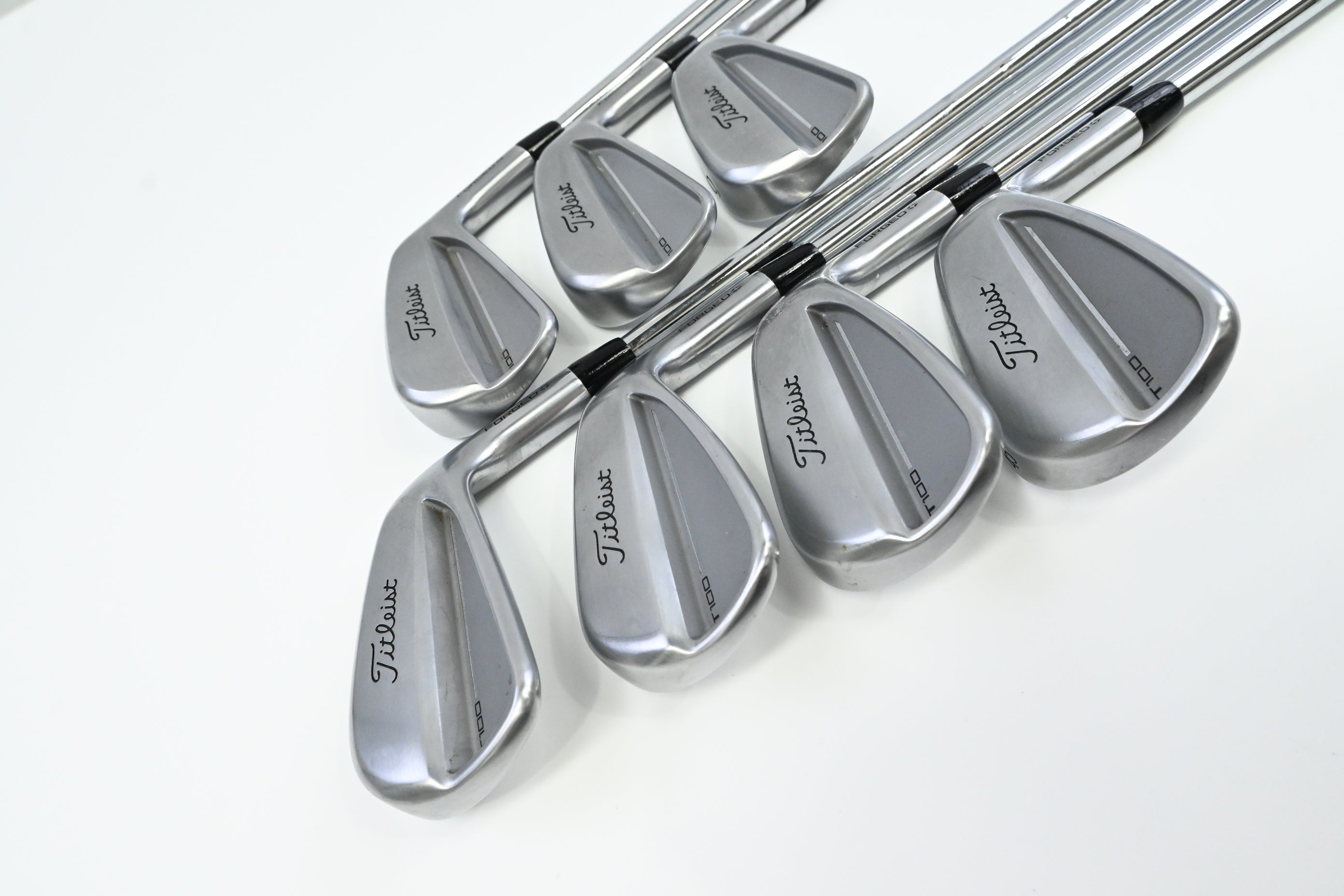 Titleist T100 2025 Irons / 4-PW / X-Flex KBS Tour Shafts