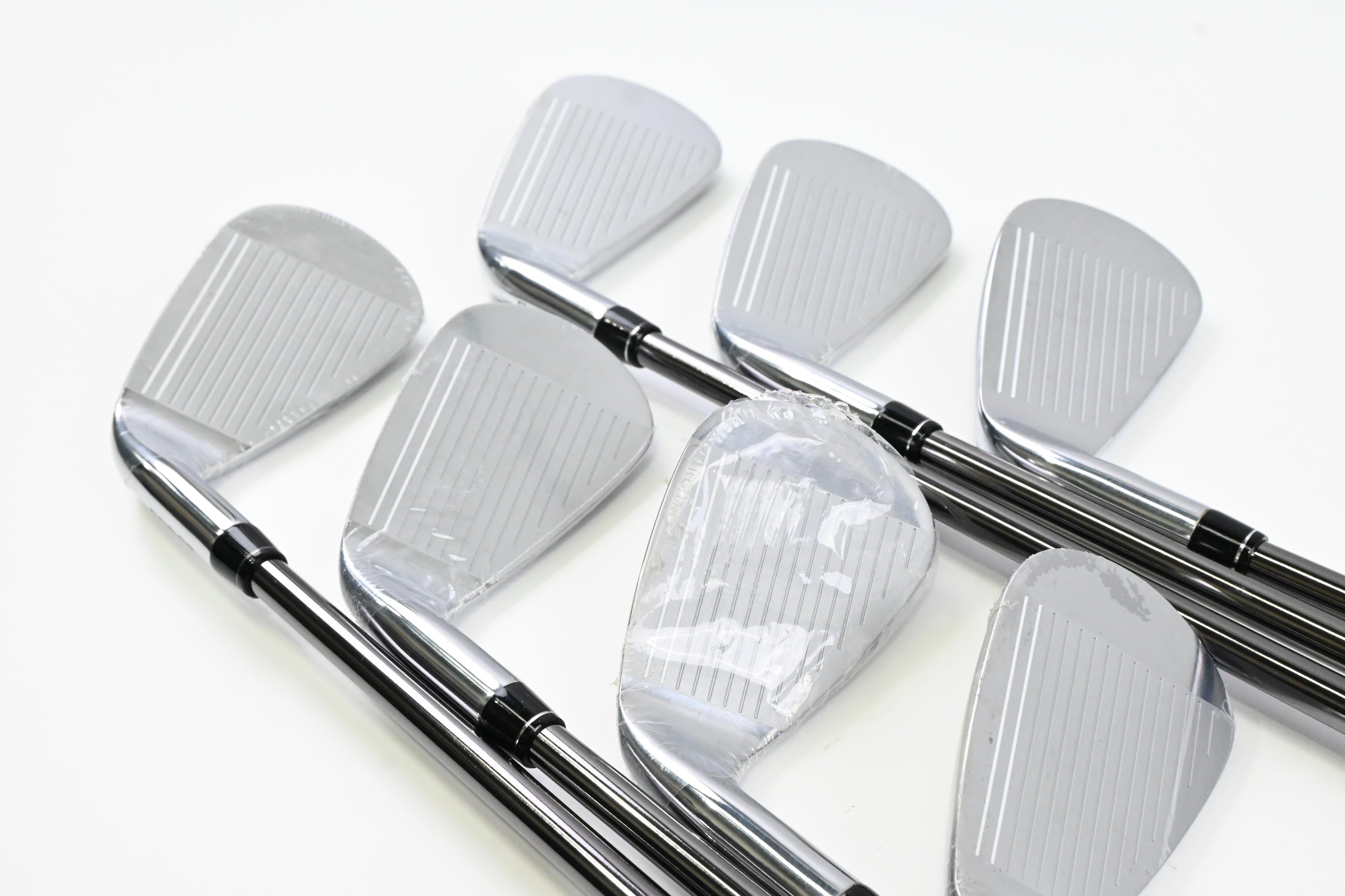 Callaway Great Big Bertha 2023 Irons/ 5-PW+AW / Regular Flex Helium Nanocore 60