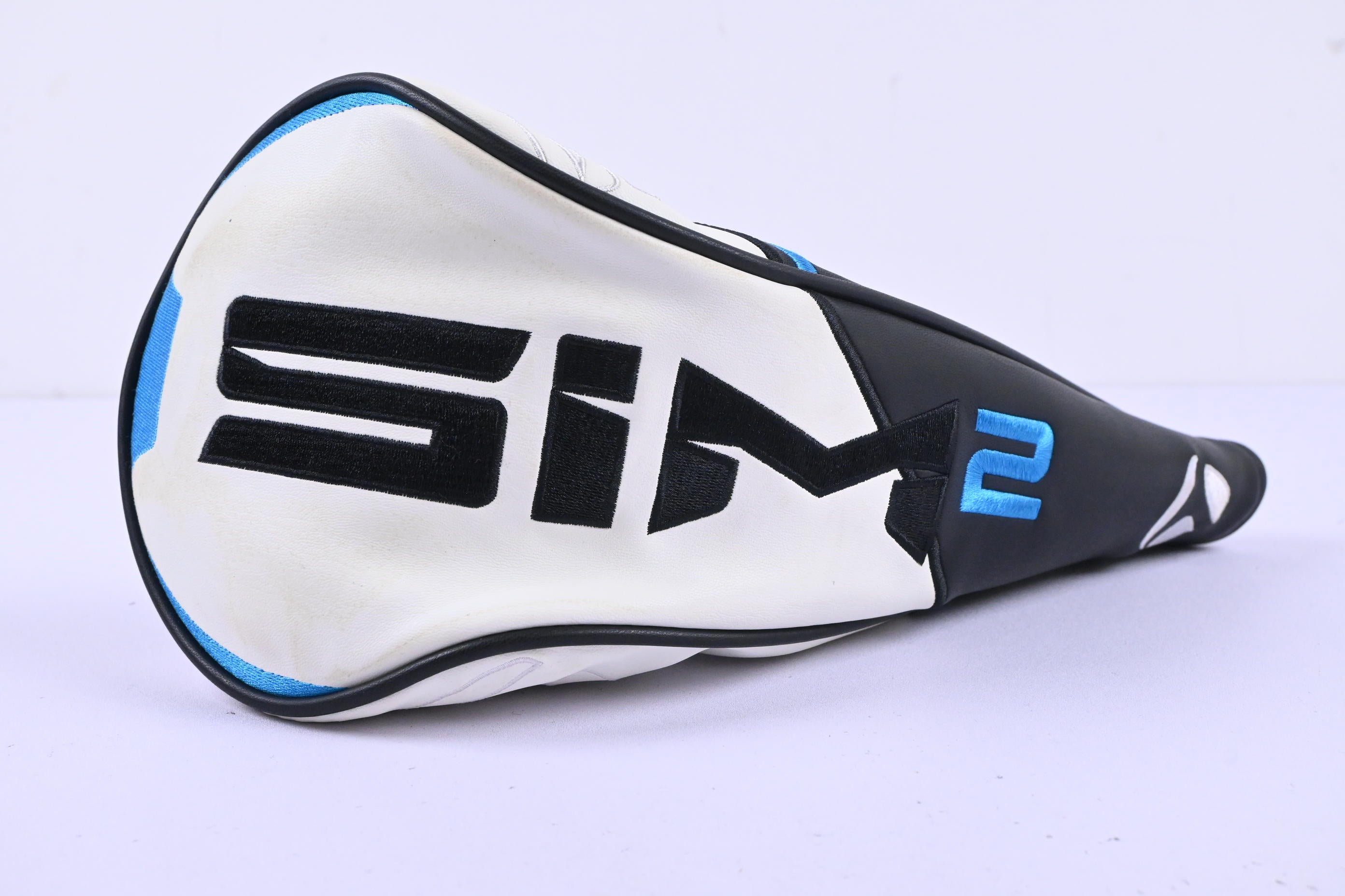 Taylormade SIM2 Max Driver / 10.5 Degree / Stiff Flex Fujikura Ventus Blue 5