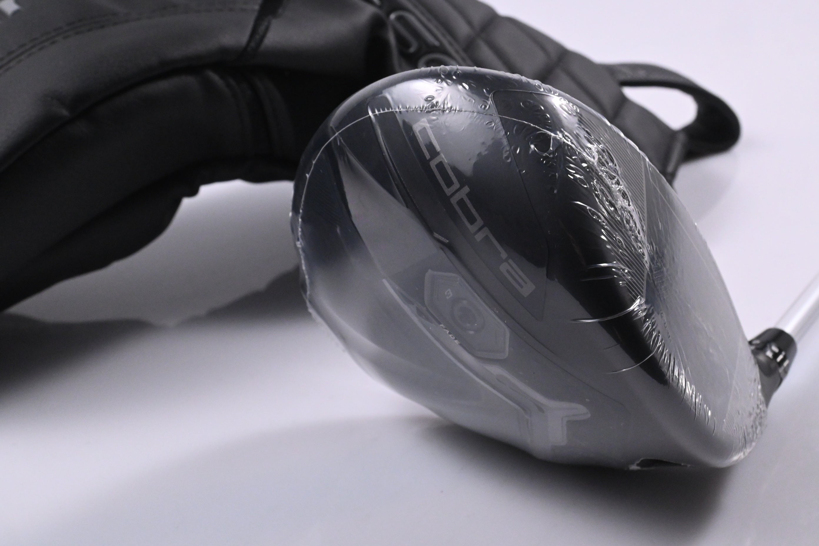 Cobra DS-Adapt LS Driver / 10.5 Degree / Stiff Flex Aldila Rogue Silver 70 Shaft