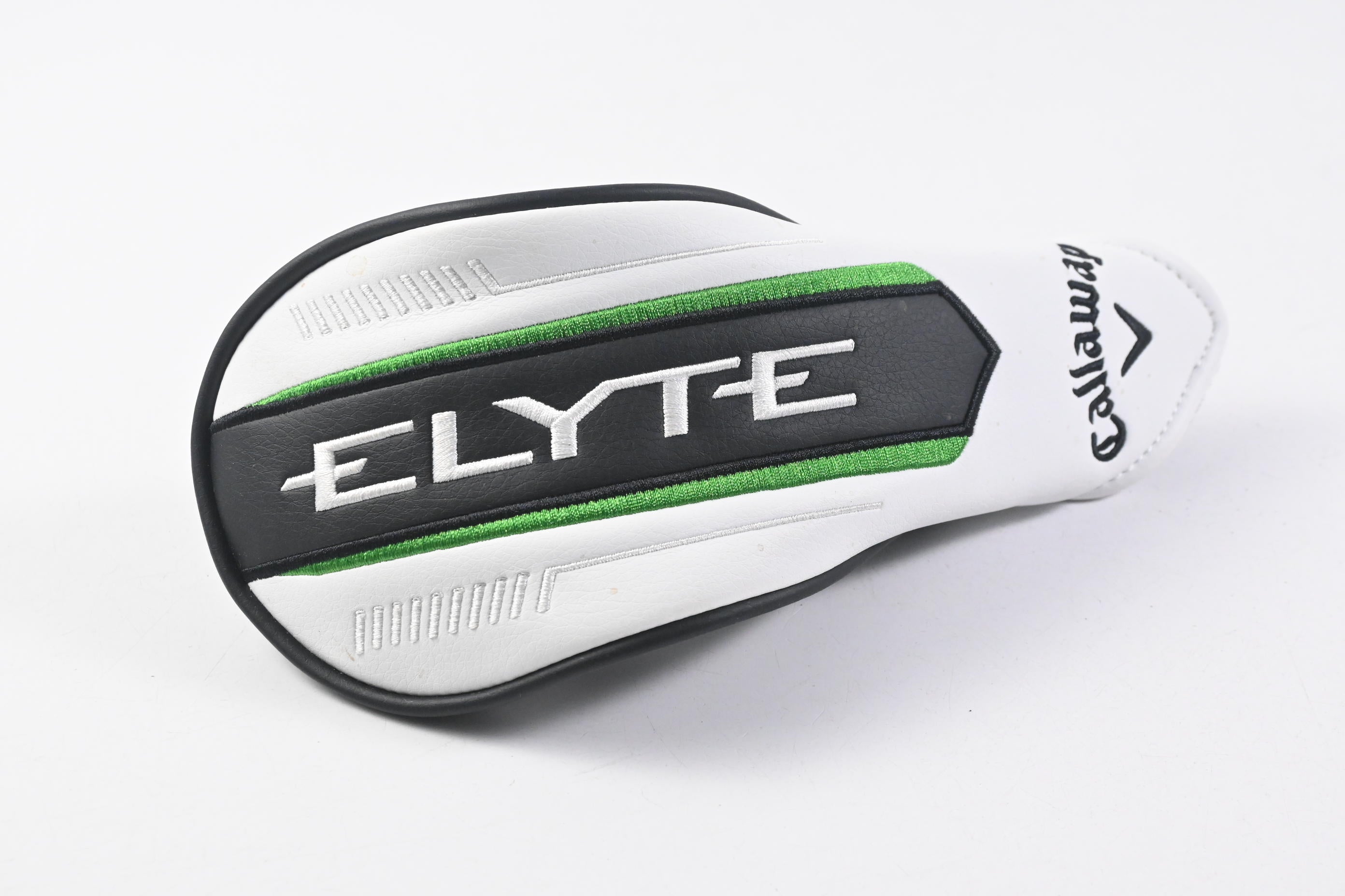 Callaway Elyte X #4 Hybrid / 21 Degree / Regular Flex Denali Charcoal 60 Shaft