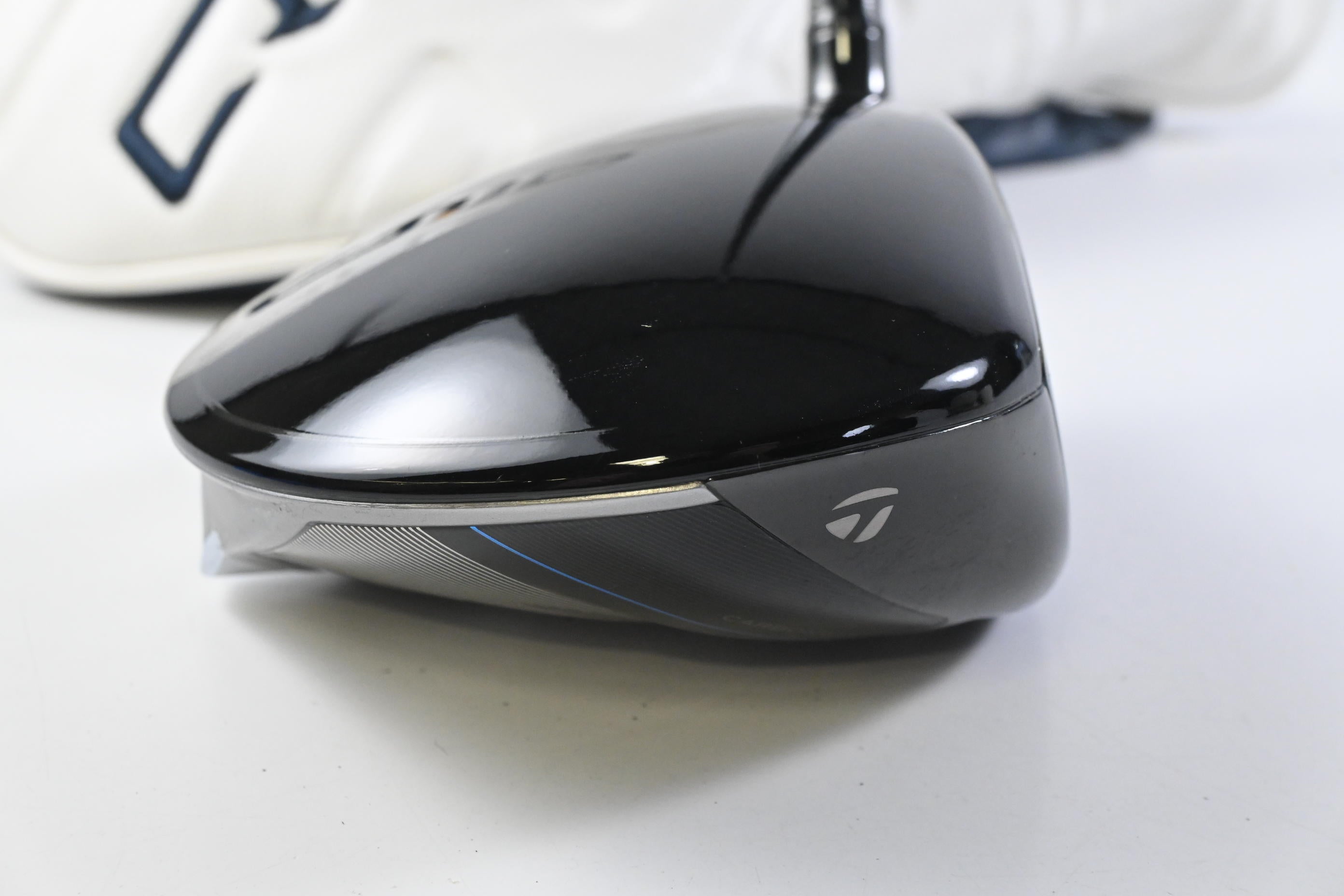 Taylormade Qi10 LS Driver / 10.5 Degree / Regular Flex Diamana S+ 60 Shaft