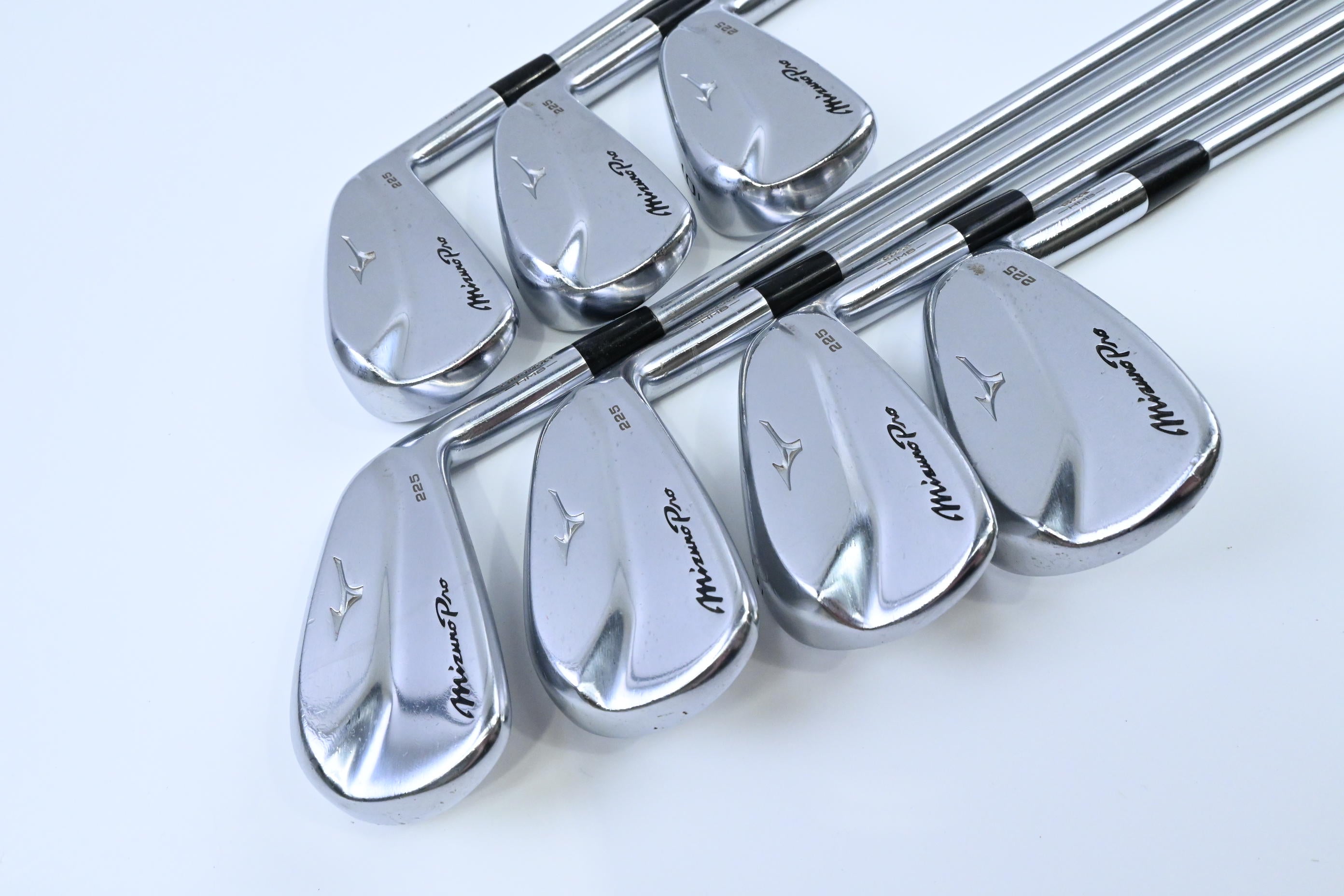 Mizuno Pro 225 Irons / 4-PW / Regular Flex Project X IO 105 Shafts