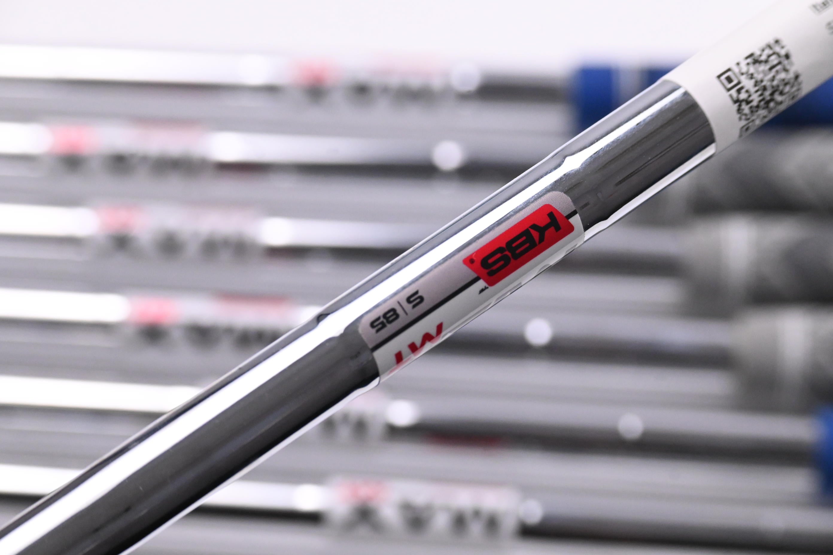 Taylormade SIM2 Max Irons / 5-PW+SW / Stiff Flex KBS MAX MT 85 Shafts