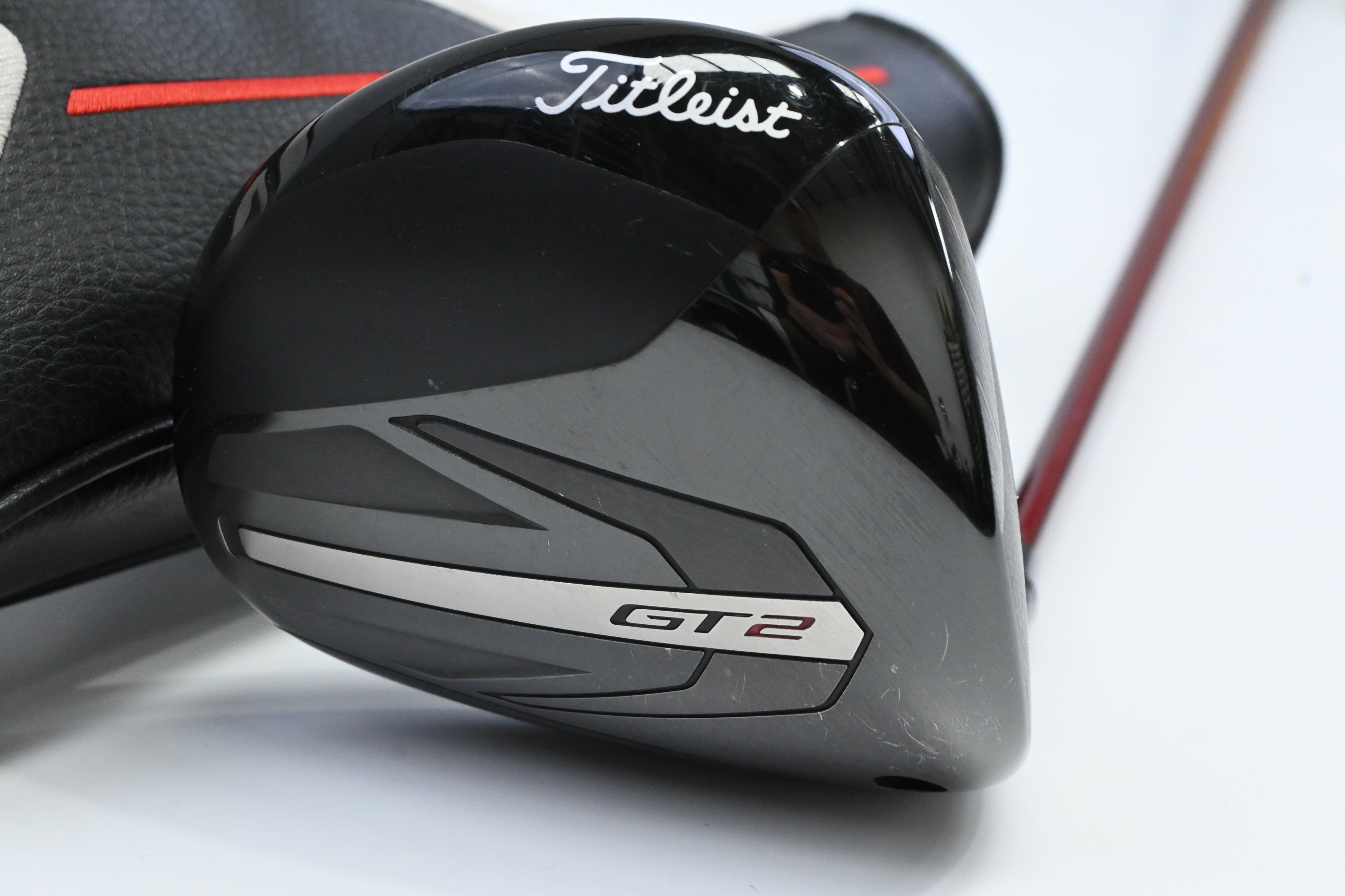 Titleist GT2 Driver / 11 Degree / Regular Flex Denali Red 50 Shaft