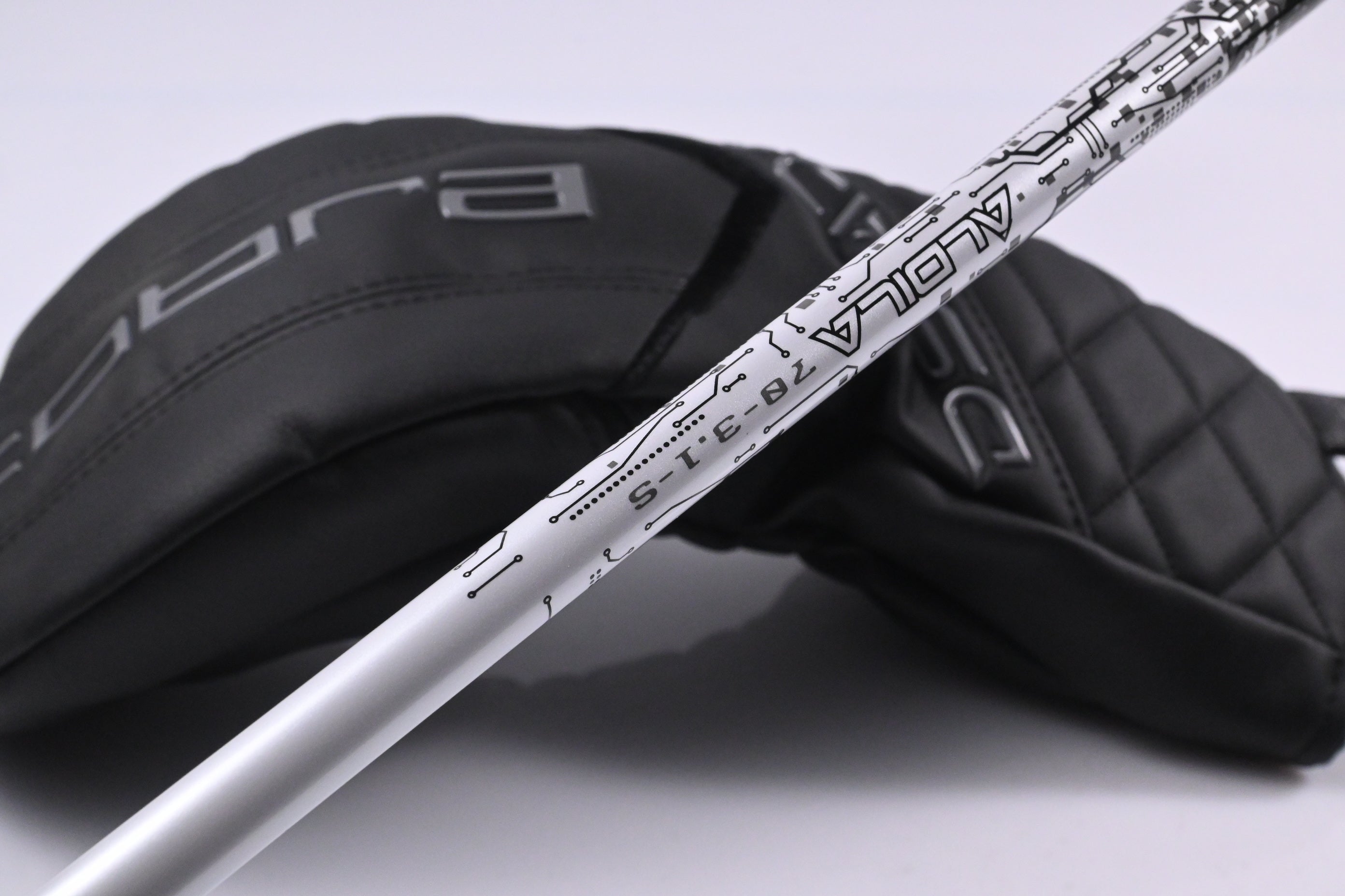 Cobra DS-Adapt LS Driver / 10.5 Degree / Stiff Flex Aldila Rogue Silver 70 Shaft