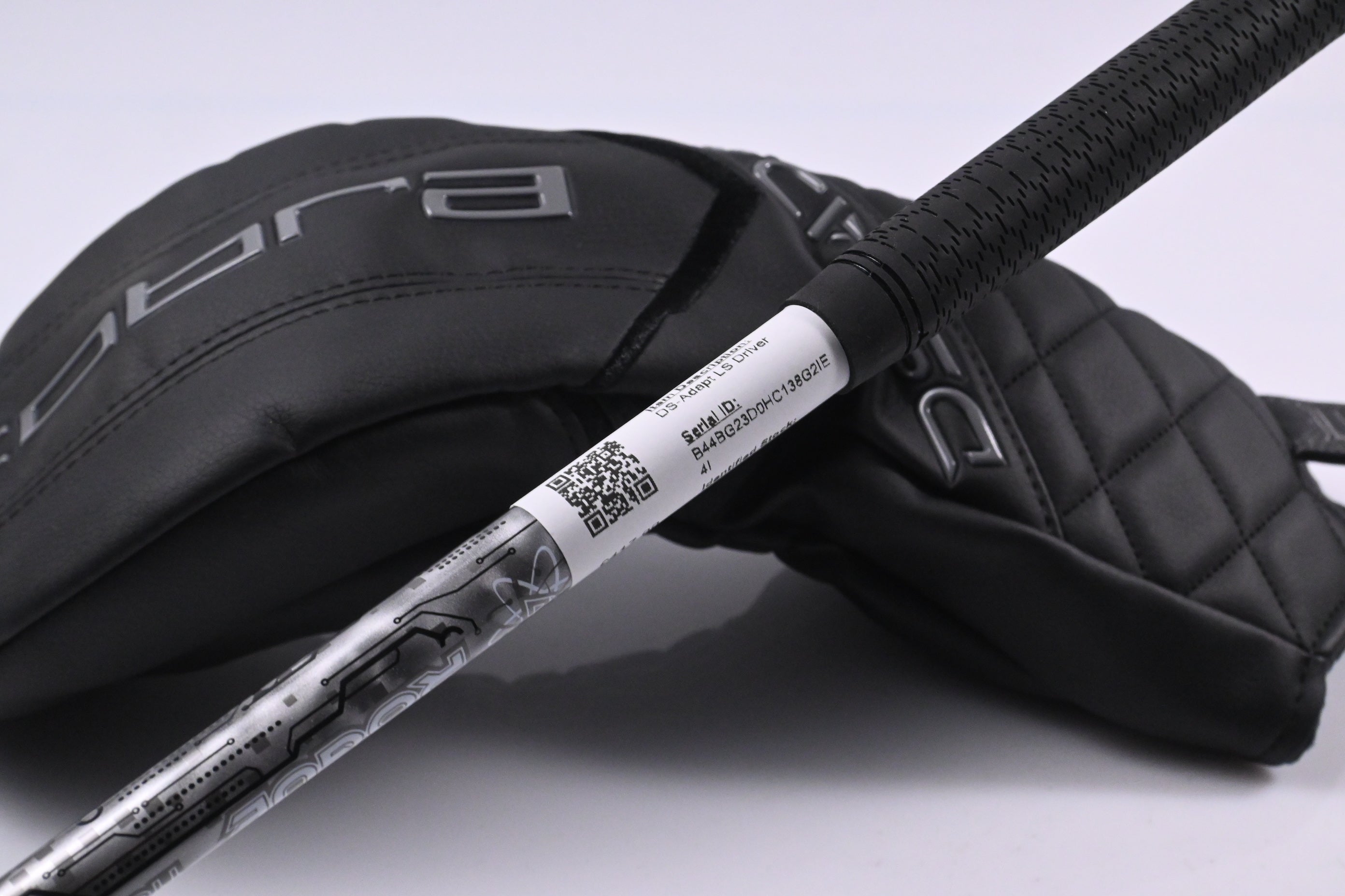 Cobra DS-Adapt LS Driver / 10.5 Degree / Stiff Flex Aldila Rogue Silver 70 Shaft
