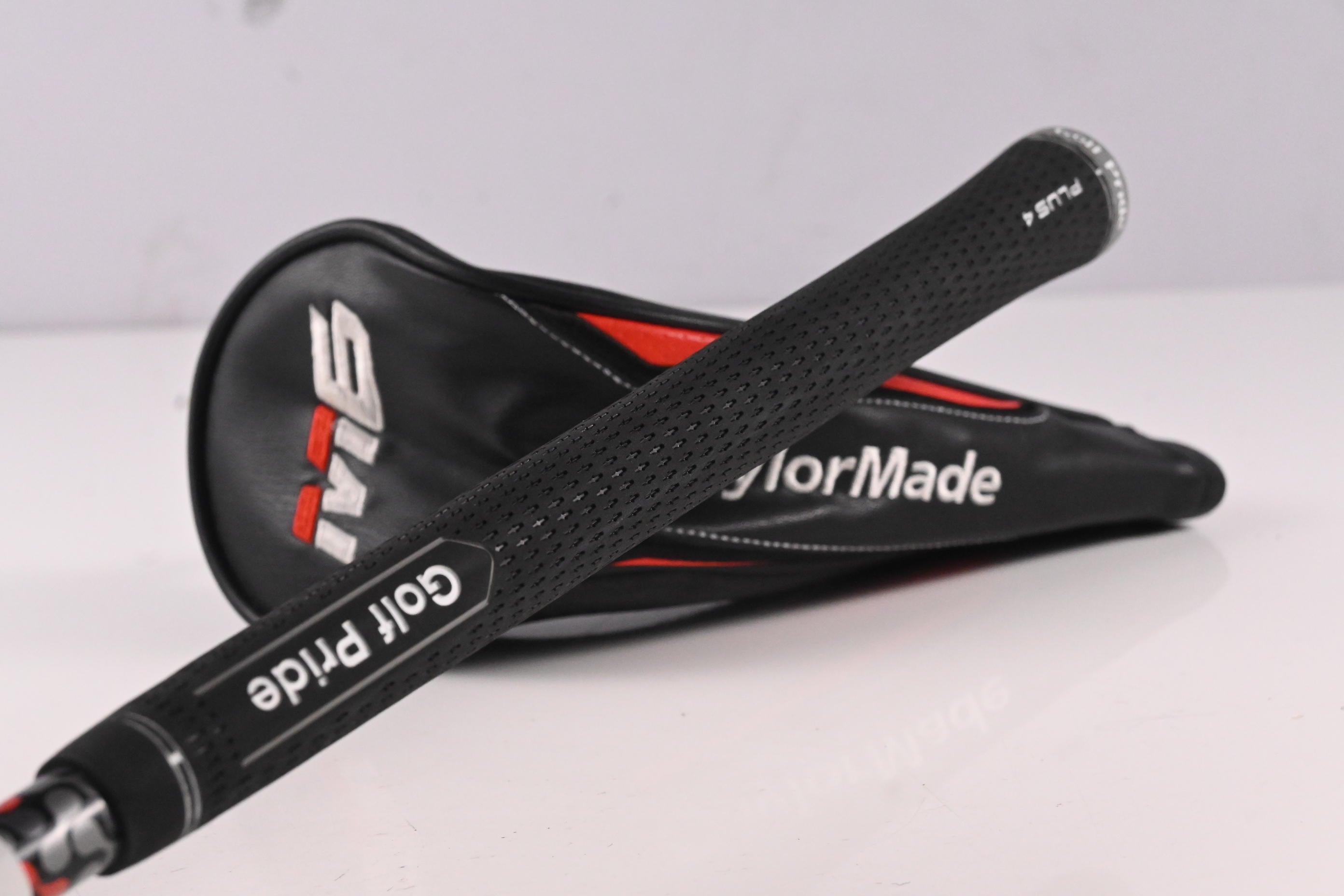 Taylormade M6 #3 Hybrid / 19 Degree / Stiff Flex Fujikura Atmos Orange 7 Shaft