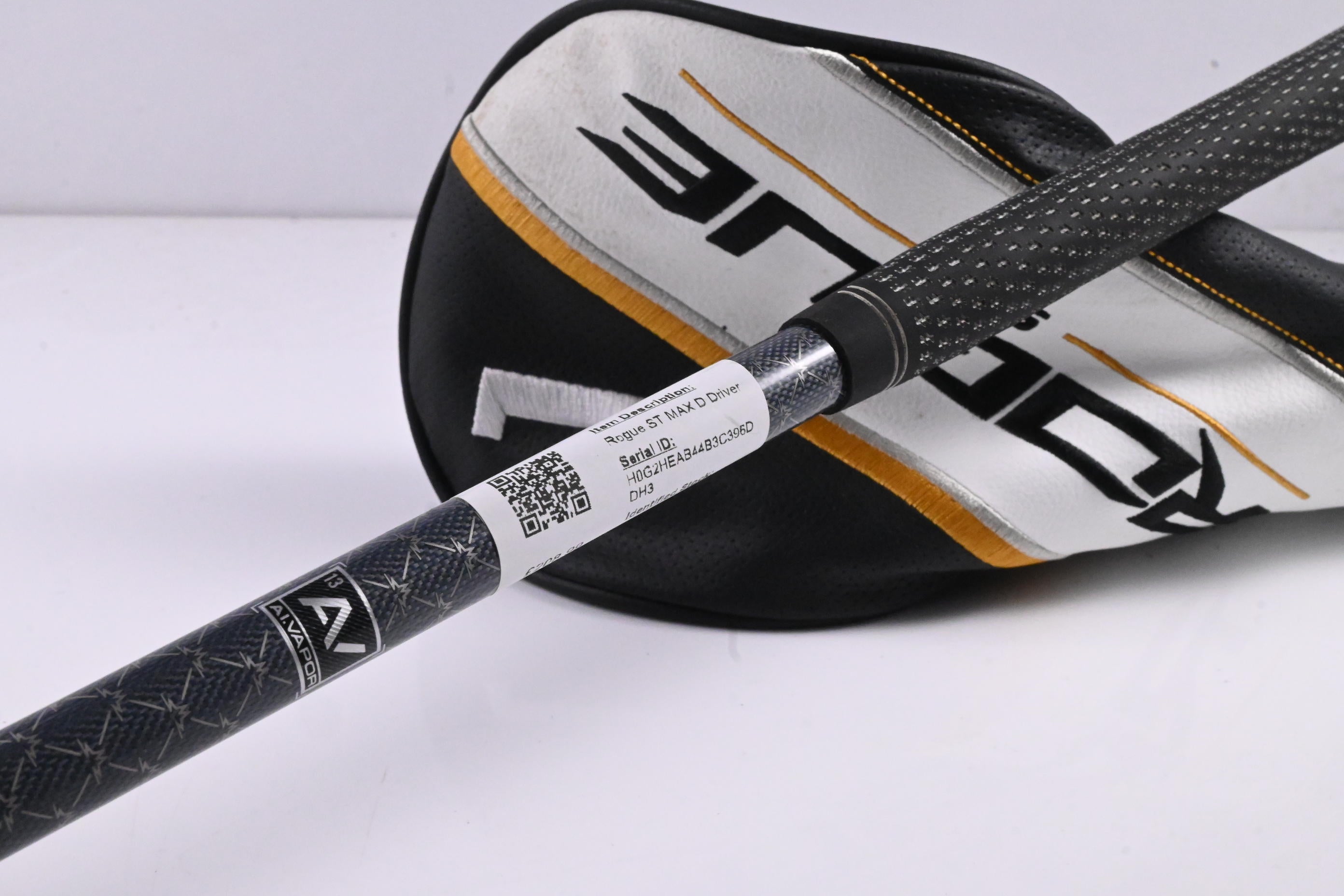 Left Hand Callaway Rogue ST MAX D Driver / 10.5 Degree / Regular Flex Tensei AV