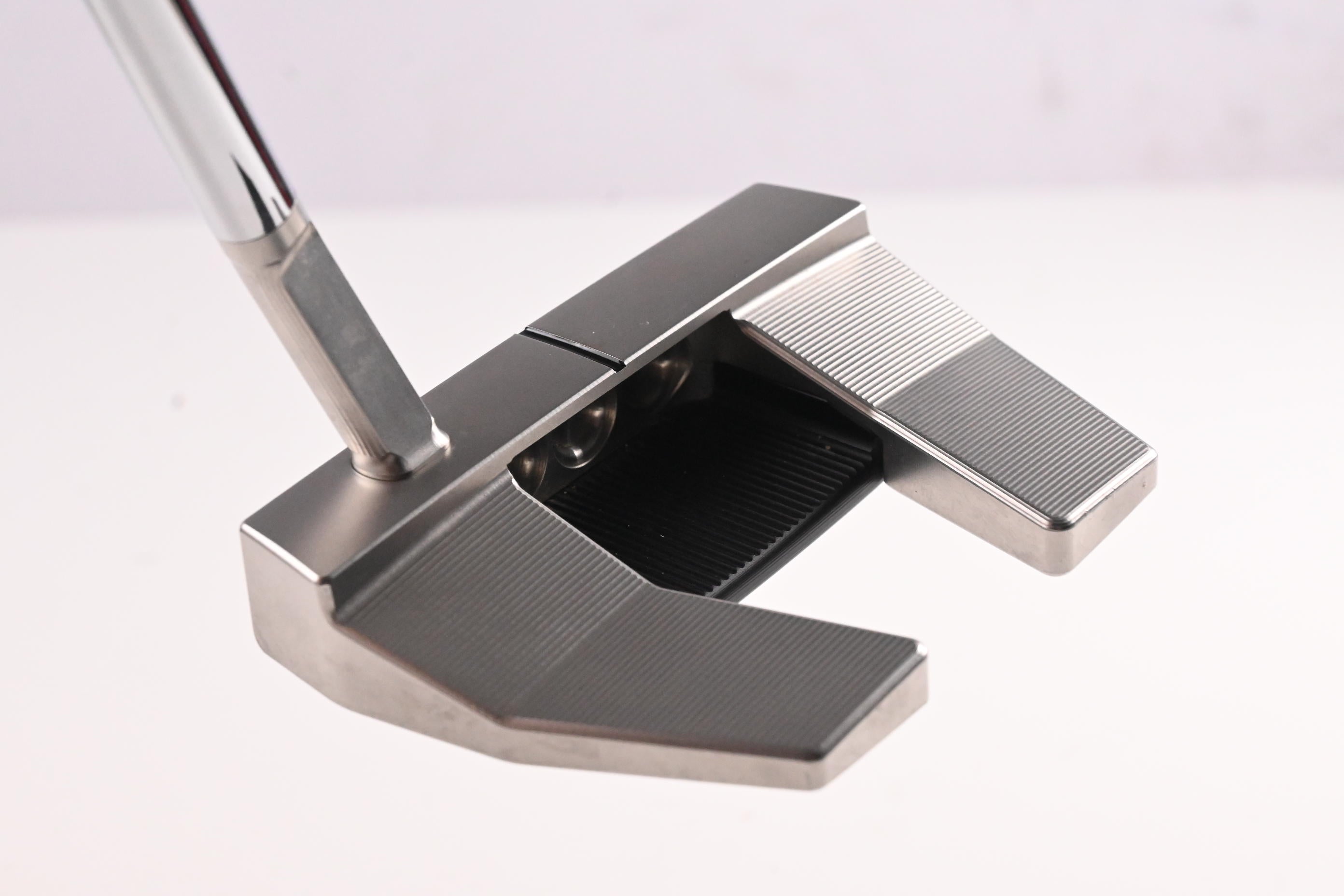 Scotty Cameron Phantom X 2022 5.5 Putter / 34 Inch