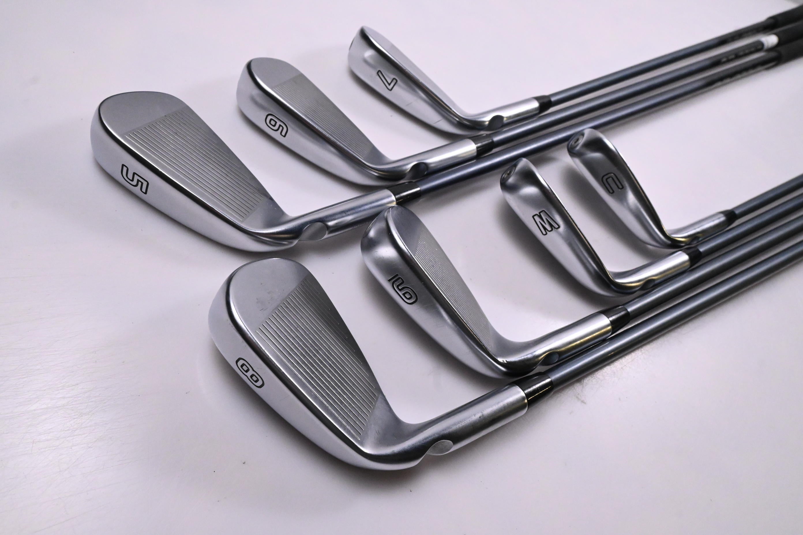 Ping i525 Irons / 5-PW+GW / Blue Dot / Regular Flex Ping Alta CB Slate Shafts