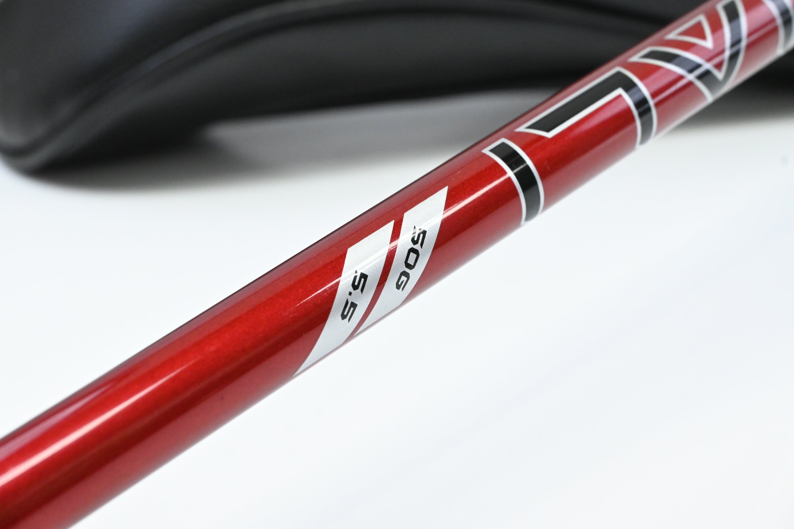 Titleist GT2 Driver / 11 Degree / Regular Flex Denali Red 50 Shaft