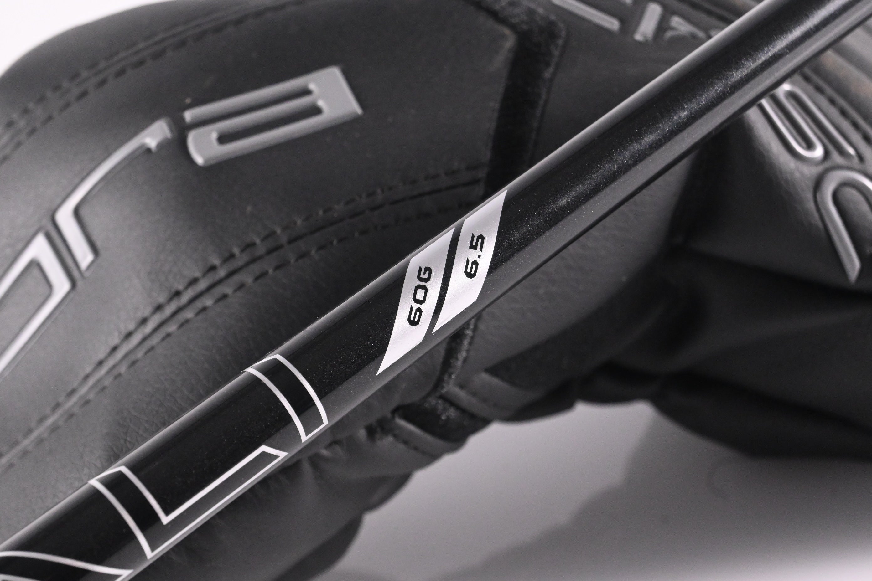 Cobra DS-Adapt LS Driver / 9 Degree / X-Flex Denali Black 60 Shaft