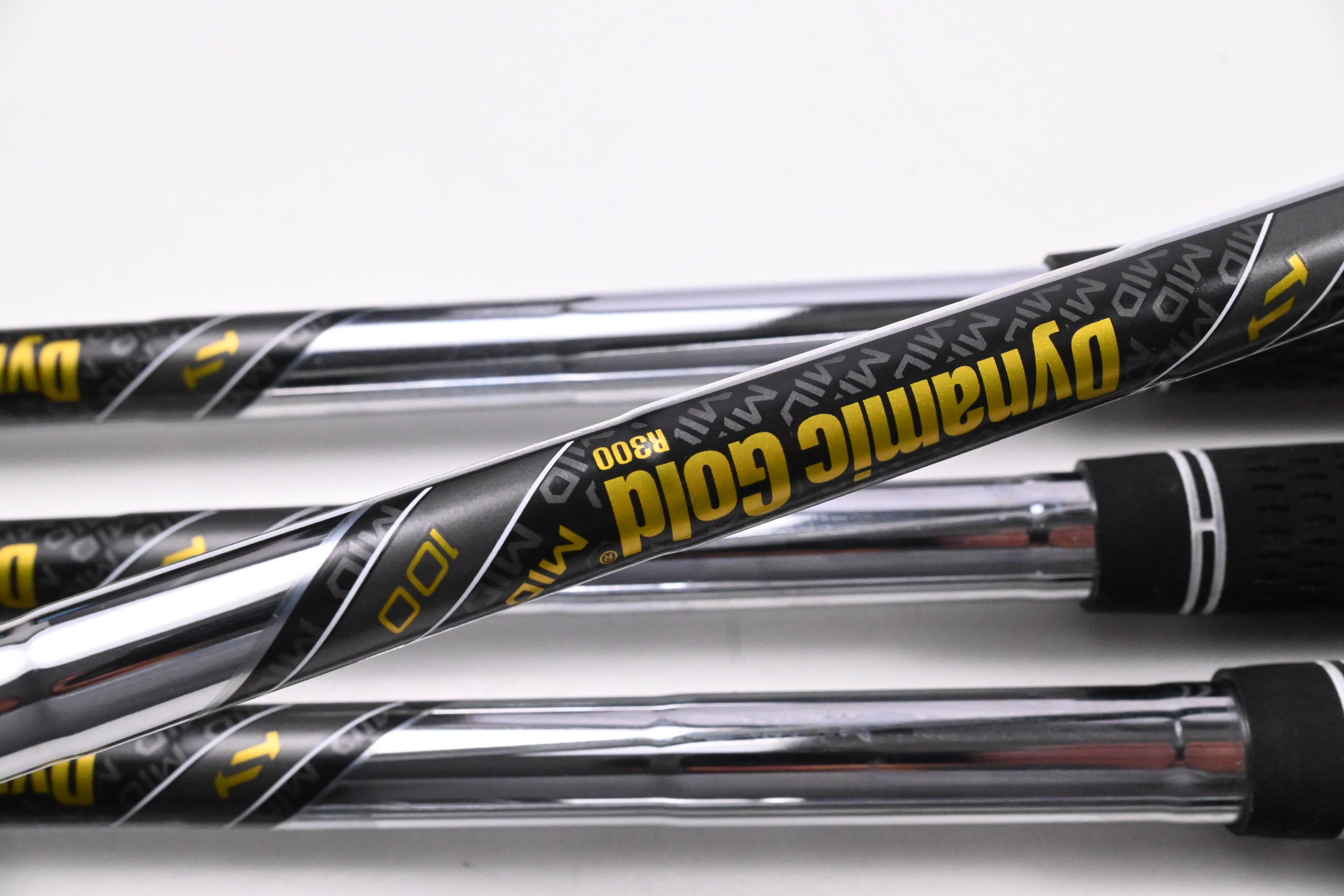 Callaway Apex Ai200 Irons / 6-PW / Regular Flex Dynamic Gold Mid 100 R300 Shafts