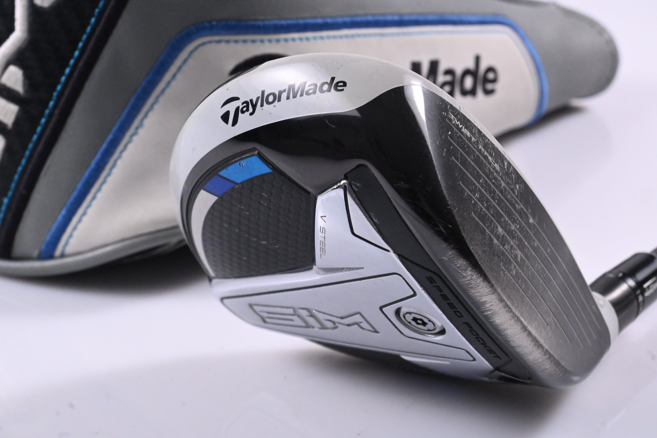 Taylormade SIM Ti #3 Wood / 15 Degree / Regular Flex Project X Black Shaft