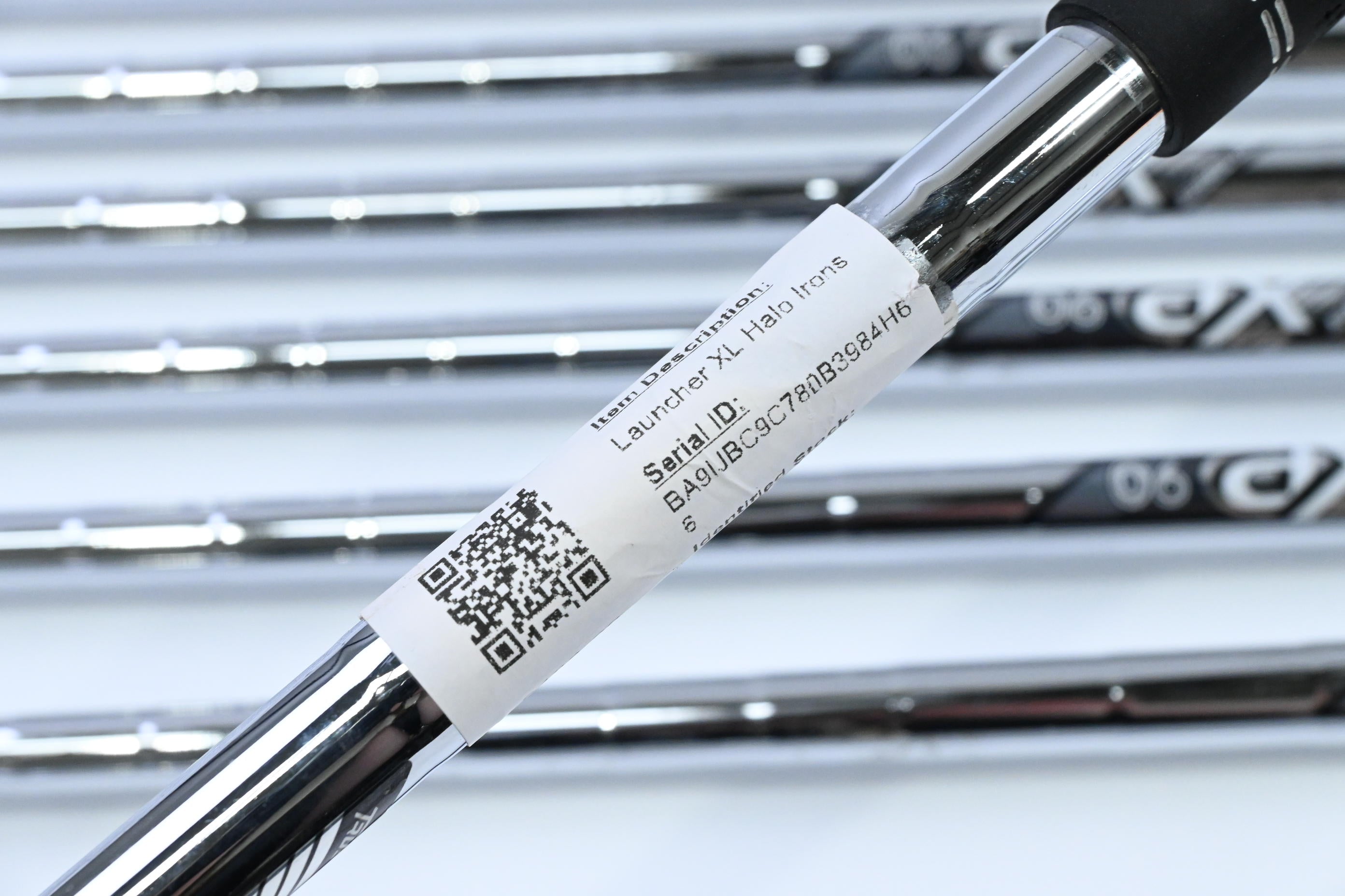 Cleveland Launcher XL Halo Irons / 4-PW+SW / Regular Flex XP 90 R300 Shafts
