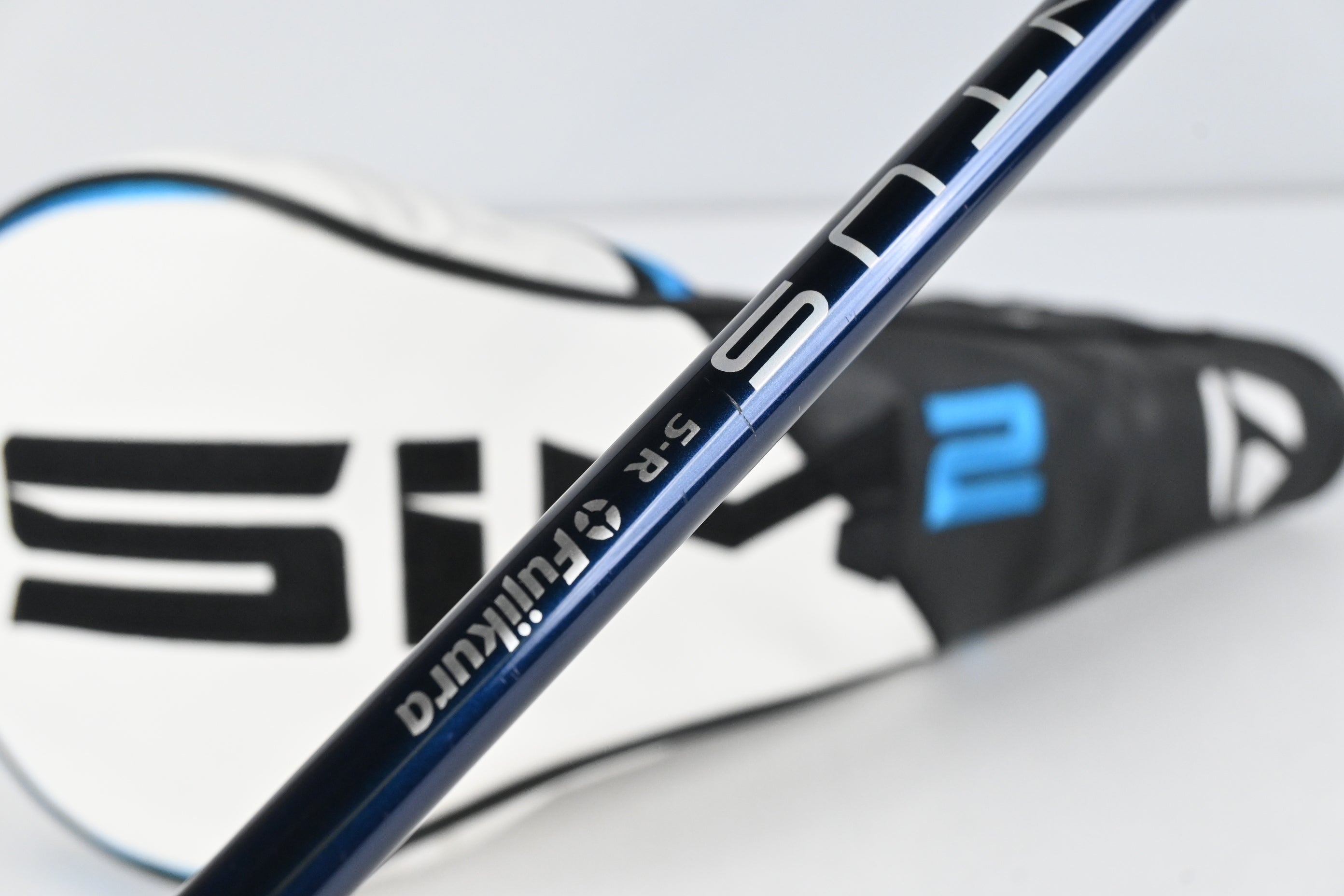 Taylormade SIM2 Max Driver / 10.5 Degree / Regular Flex Fujikura Ventus Blue 5
