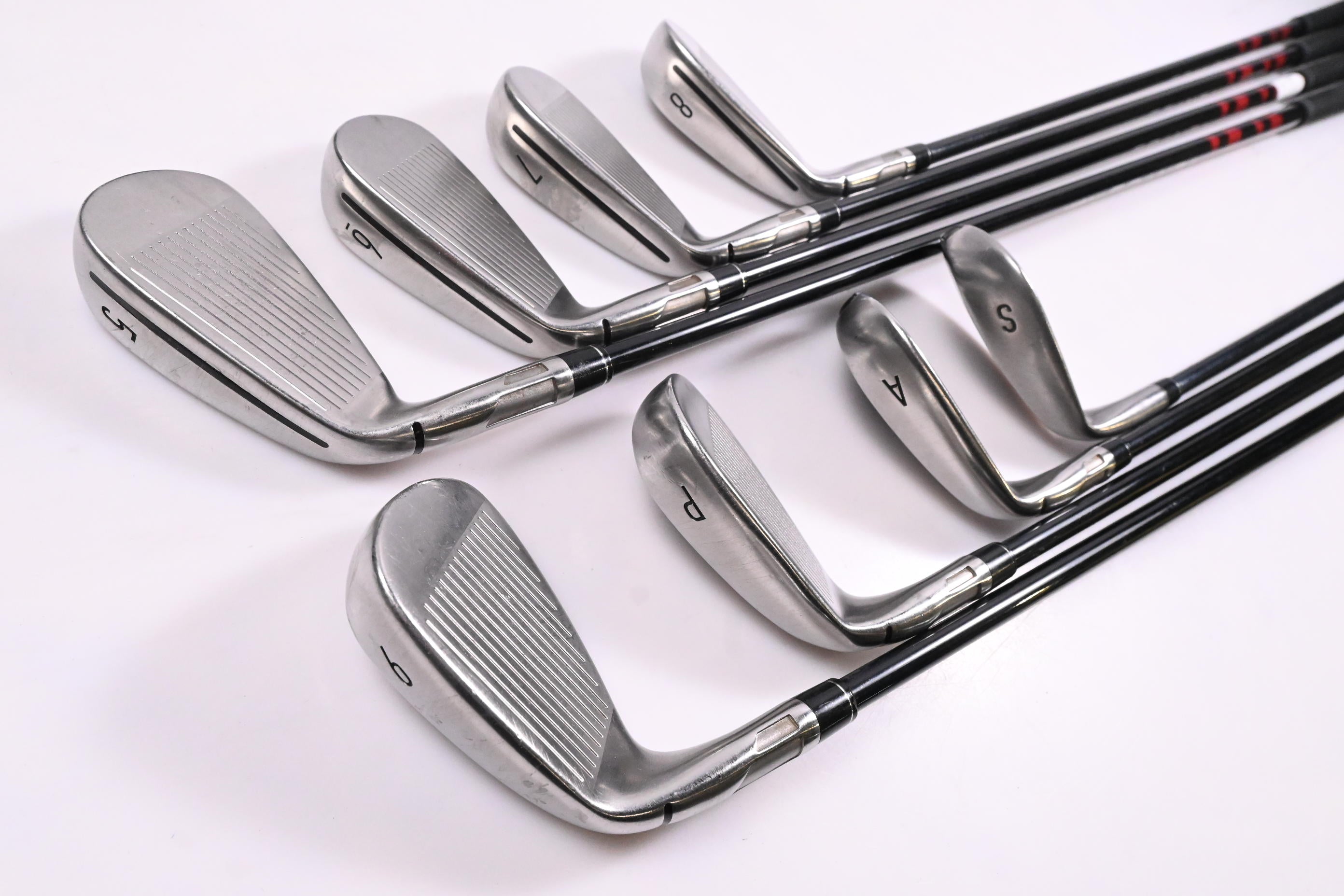 Taylormade Stealth Irons / 5-PW+GW+SW / Regular Flex Ventus Red 6 Shafts