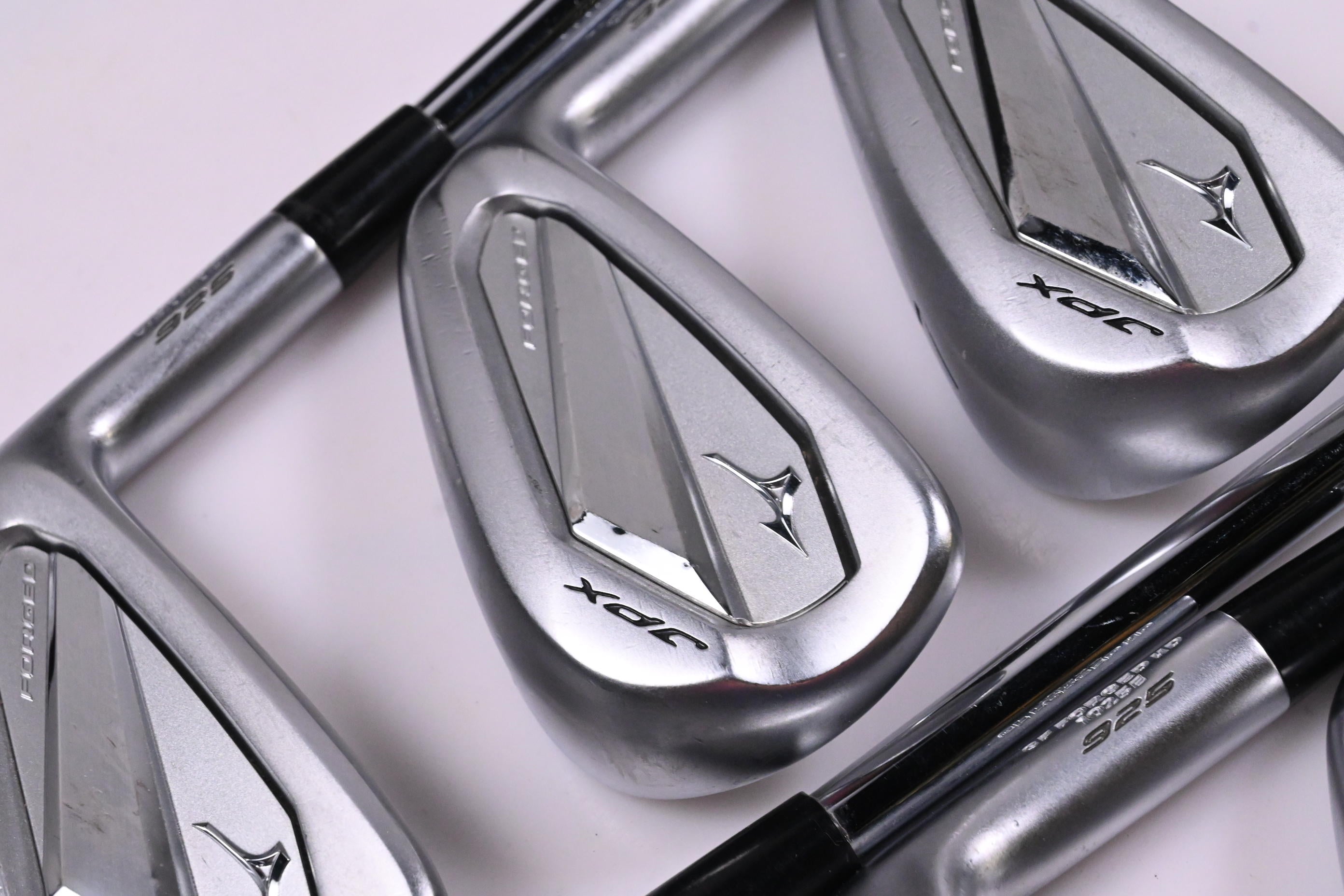 Mizuno JPX 925 Forged Irons / 5-PW / Regular Flex N.S.Pro Modus³ Tour 105 Shafts