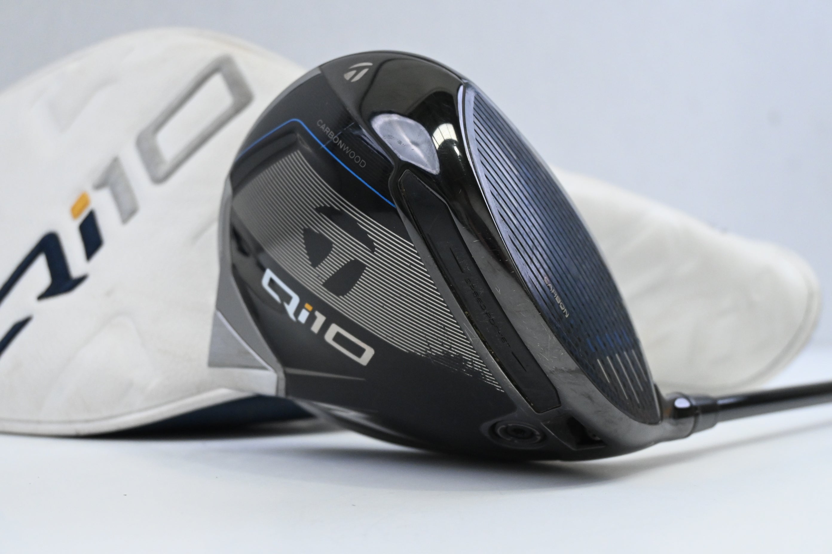 Taylormade Qi10 Driver / 10.5 Degree / Stiff Flex Tensei AV Raw Orange 75 Shaft