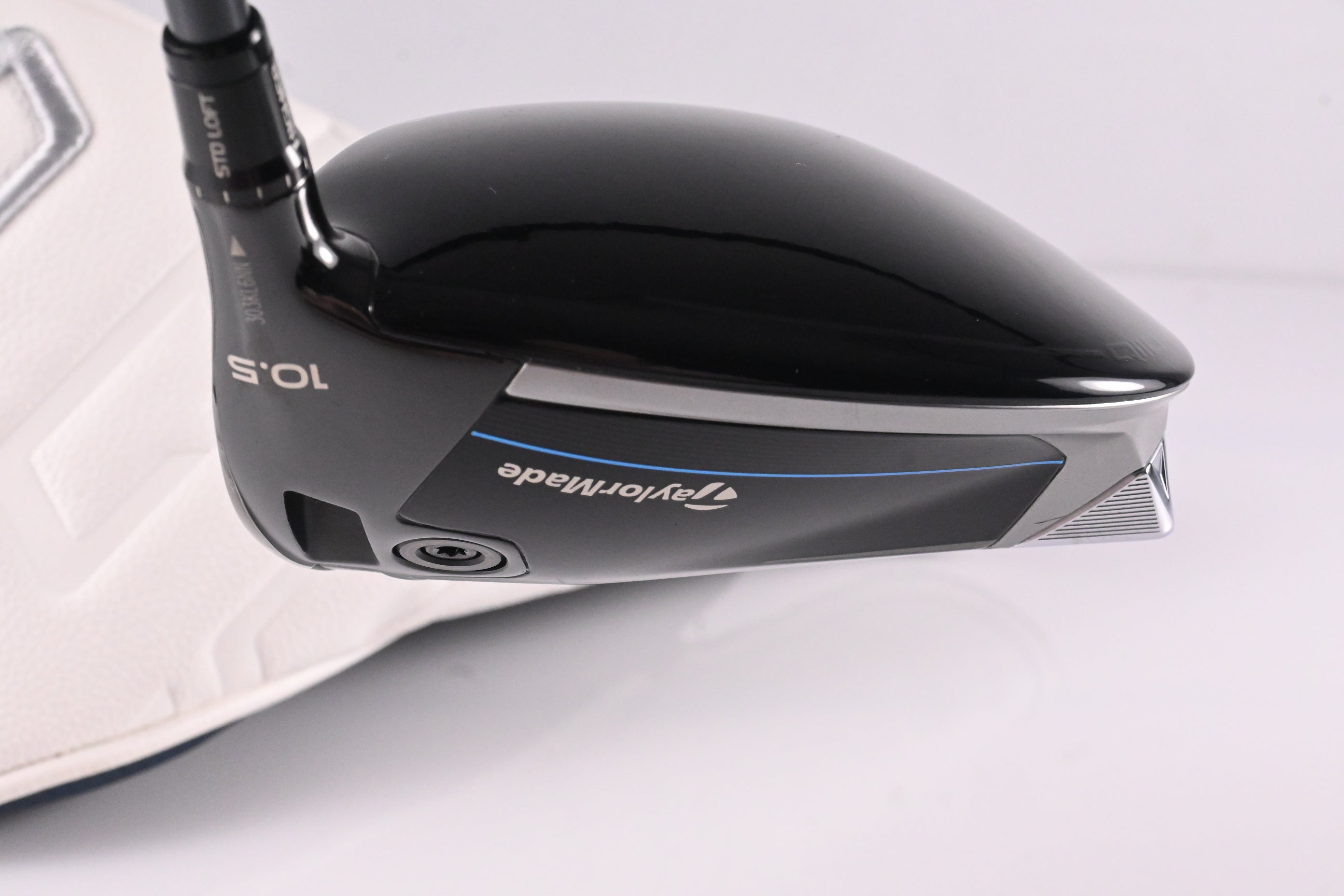 Taylormade Qi10 Driver / 10.5 Degree / Stiff Flex Diamana T+ 60 Shaft