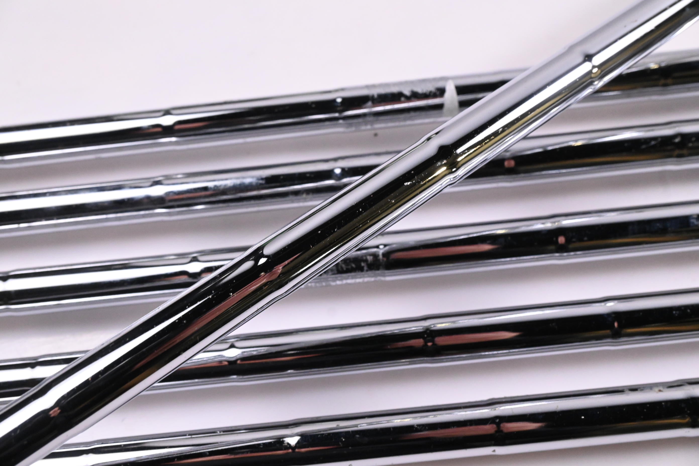 Taylormade SIM Max Irons / 6-PW+GW / Stiff Flex Steel Shafts
