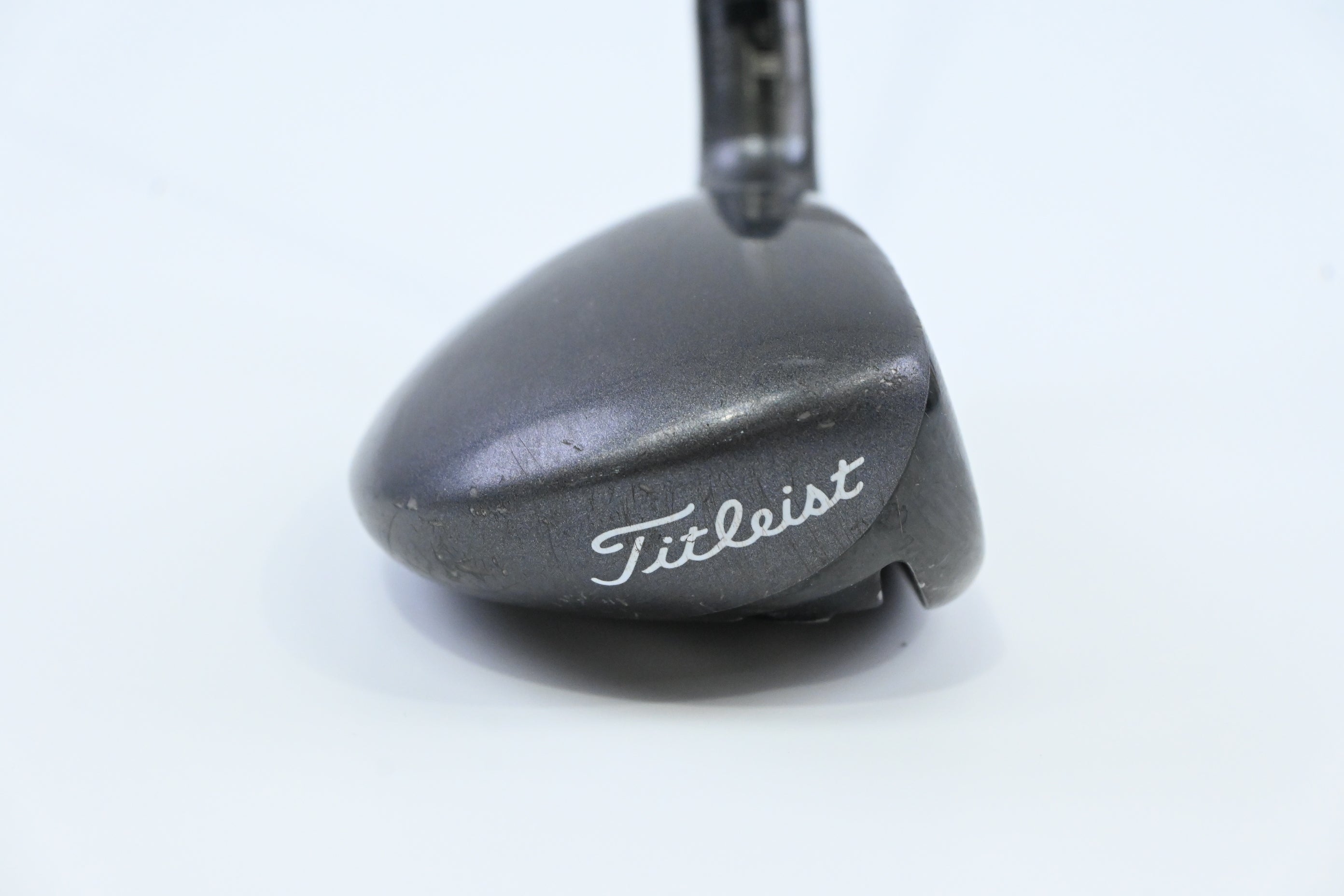 Titleist 816 H2 #3 Hybrid / 19 Degree / Stiff Flex Aldila Rogue 110 MSI 85 Shaft