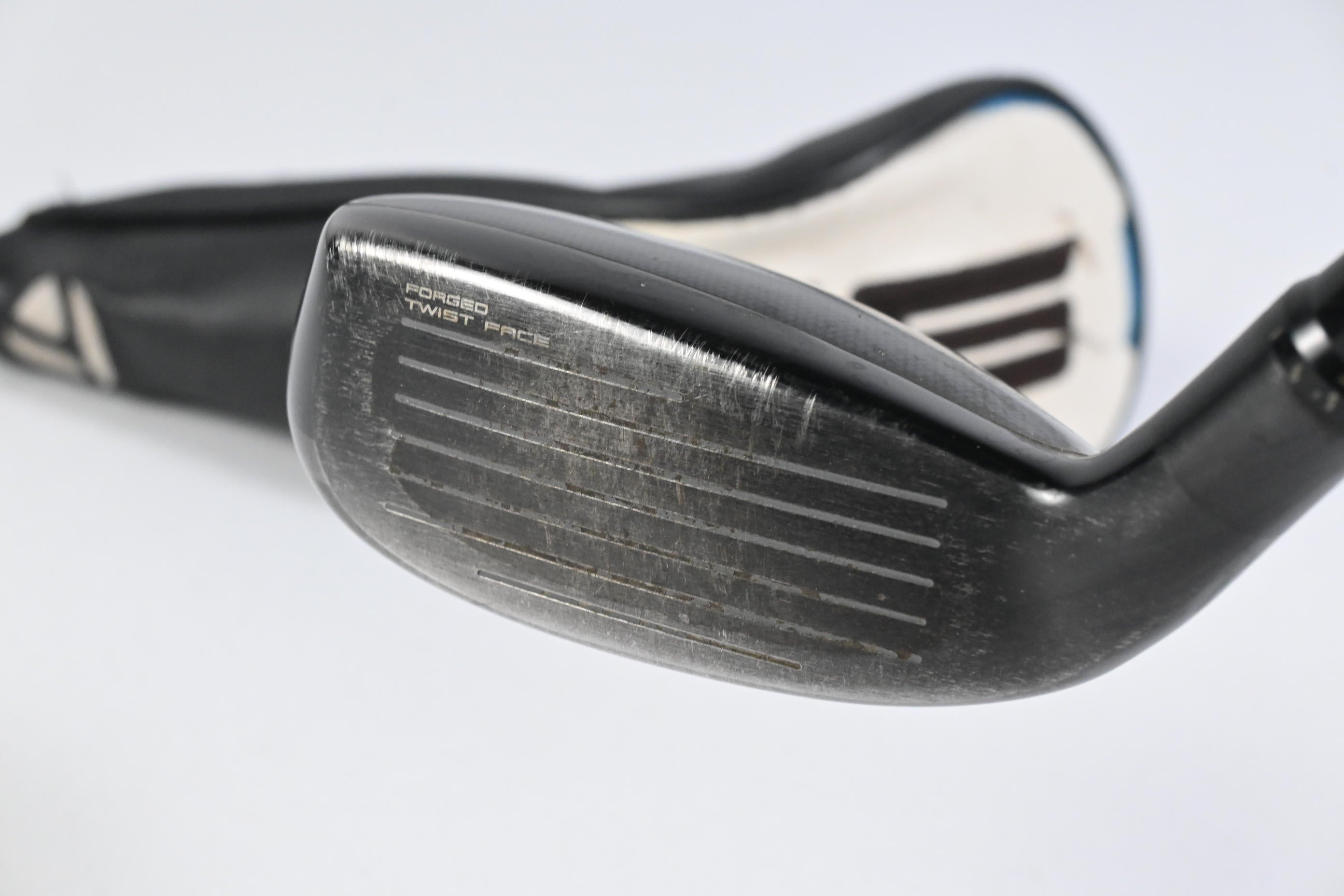 Taylormade SIM2 #2 Hybrid / 17 Degree / Stiff Flex Tensei AV Blue 70 Shaft