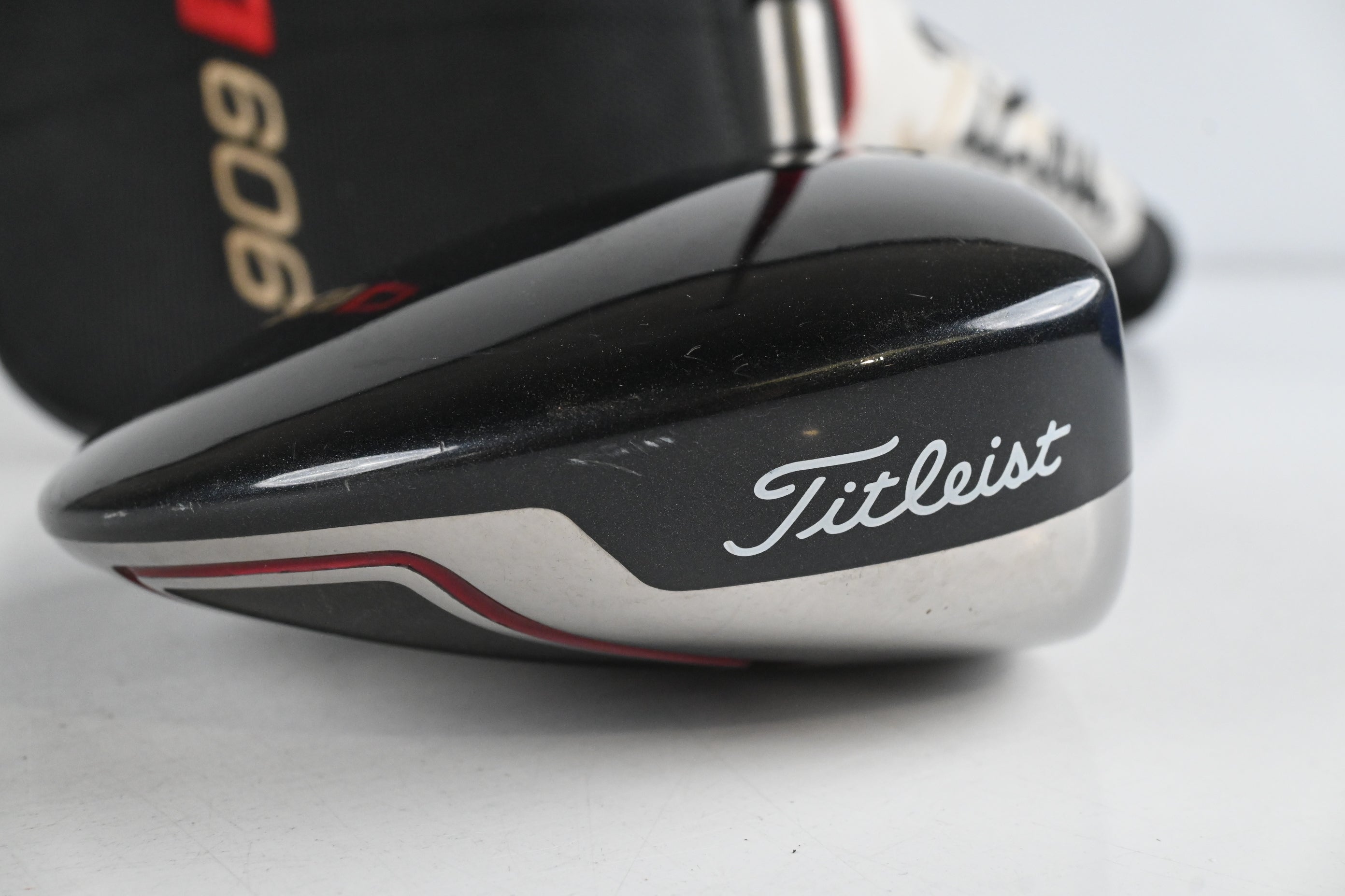 Titleist 909 D Comp Driver / 9.5 Degree / Stiff Flex Matrix Ozik Xcon-6 Shaft