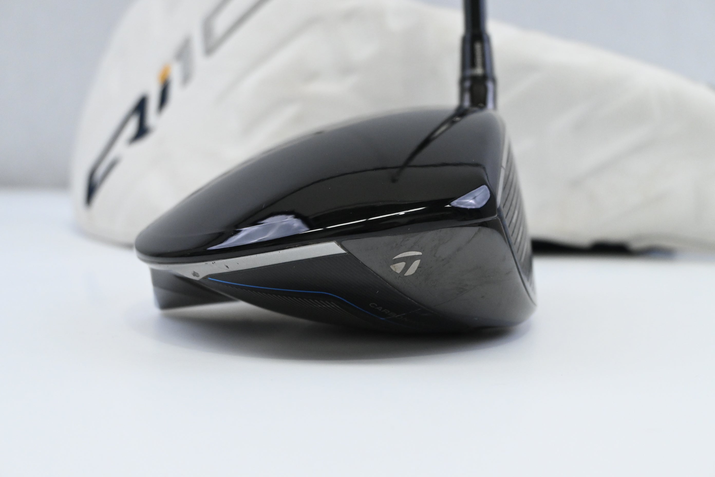 Taylormade Qi10 Driver / 10.5 Degree / Stiff Flex Tensei AV Raw Orange 75 Shaft