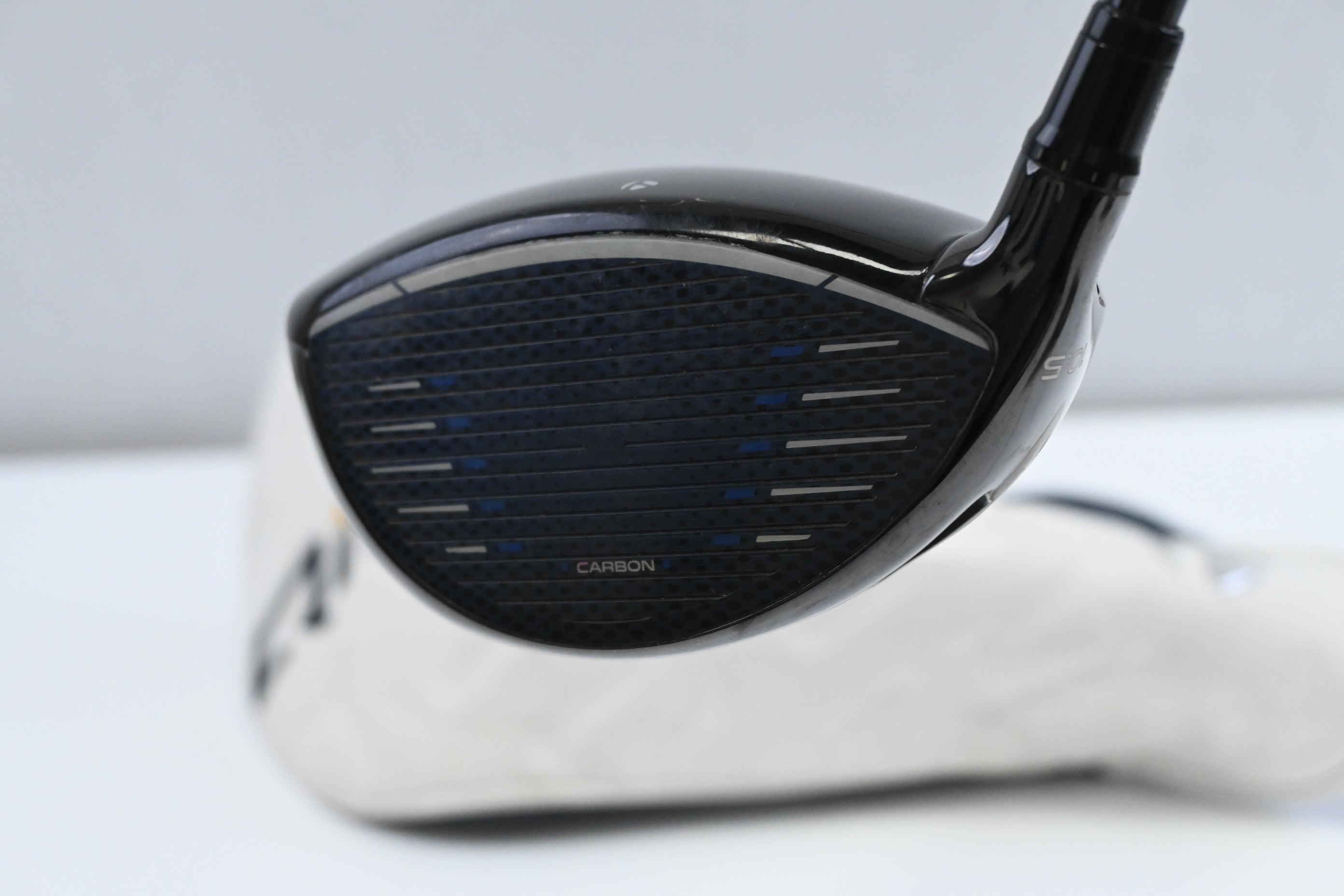 Taylormade Qi10 Driver / 10.5 Degree / Stiff Flex Tensei AV Raw Orange 75 Shaft