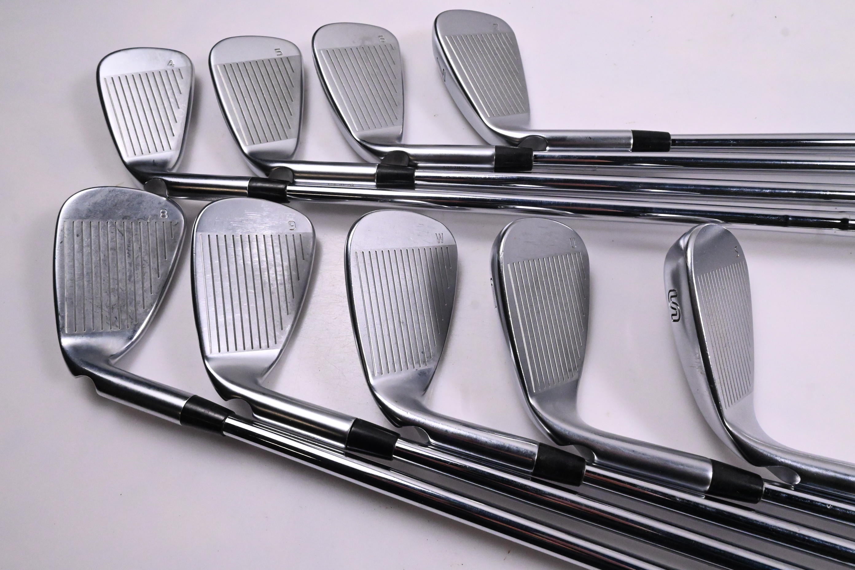 Ping G425 Irons / 4-PW+GW+SW / Green Dot / Stiff Flex Dynamic Gold S300 Shafts