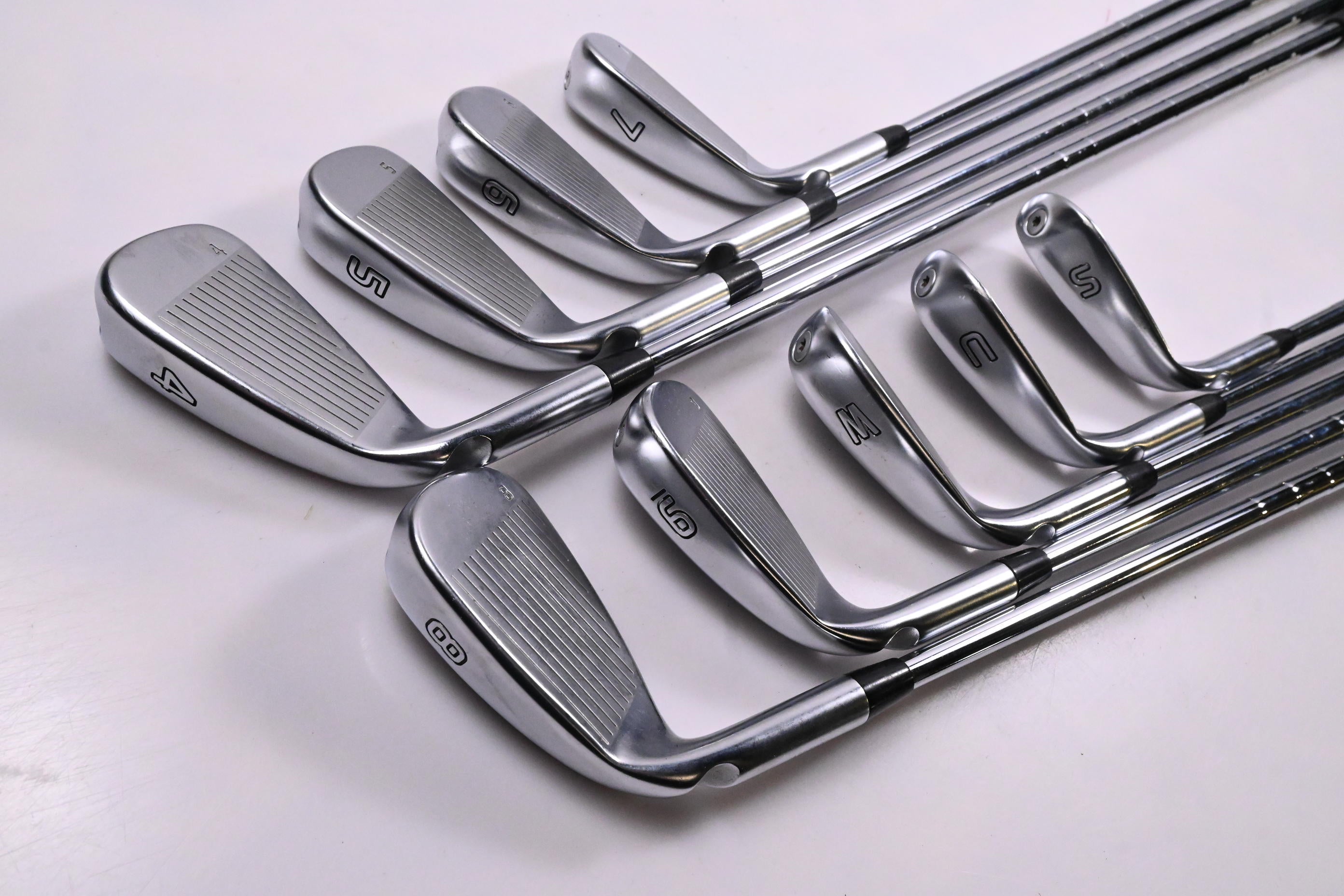 Ping G425 Irons / 4-PW+GW+SW / Green Dot / Stiff Flex Dynamic Gold S300 Shafts