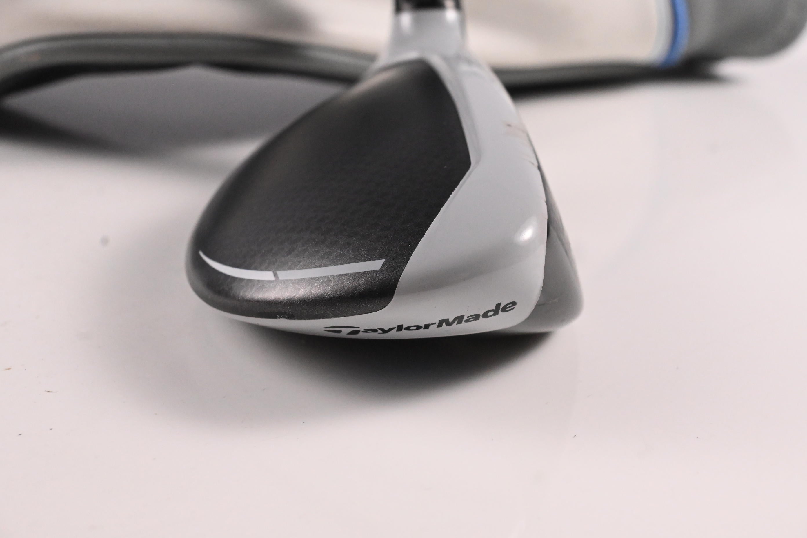 Taylormade SIM Max #3 Hybrid / 19 Degree / Regular Flex Ventus Blue 6 Shaft