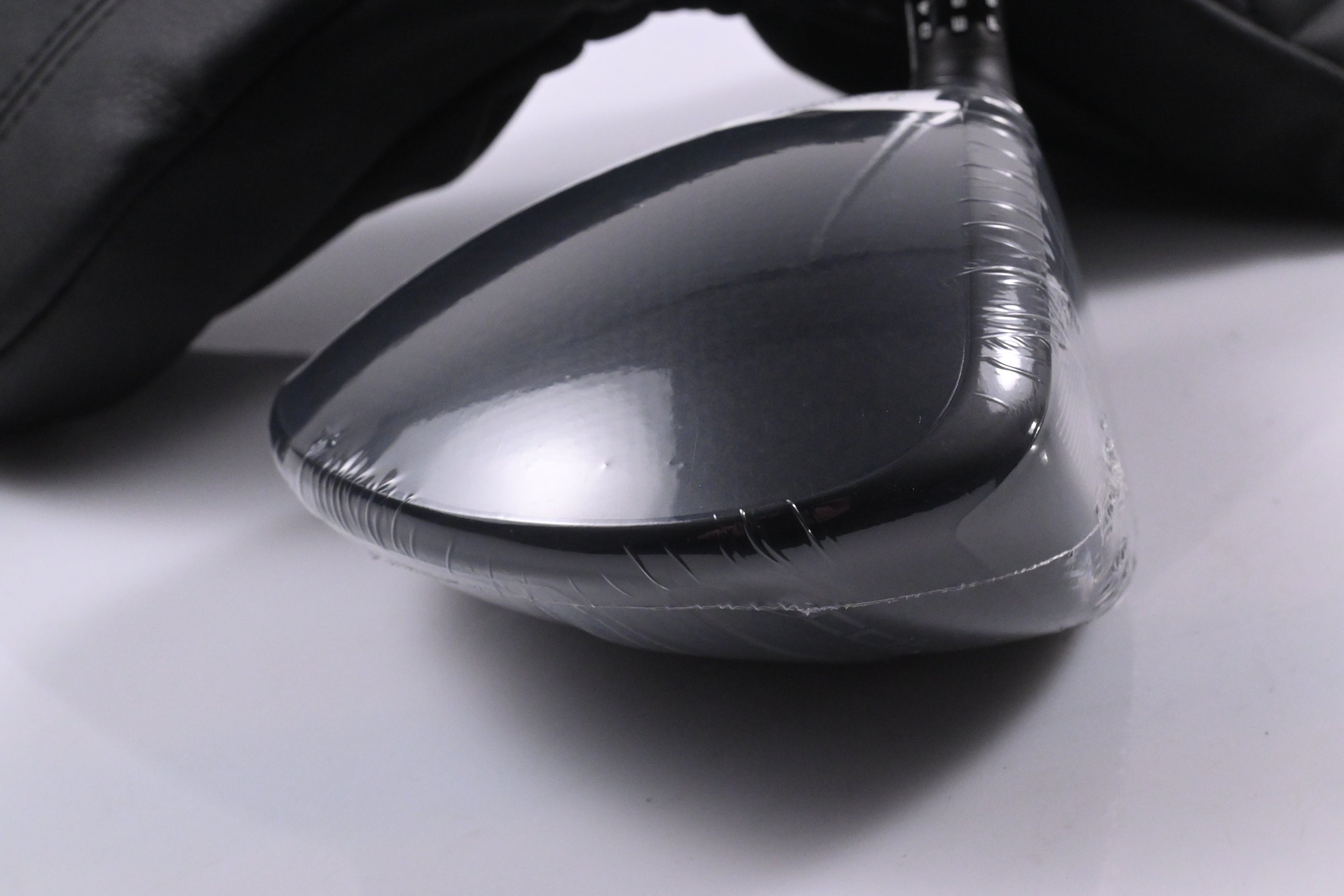 Cobra DS-Adapt LS Driver / 10.5 Degree / Stiff Flex Aldila Rogue Silver 70 Shaft