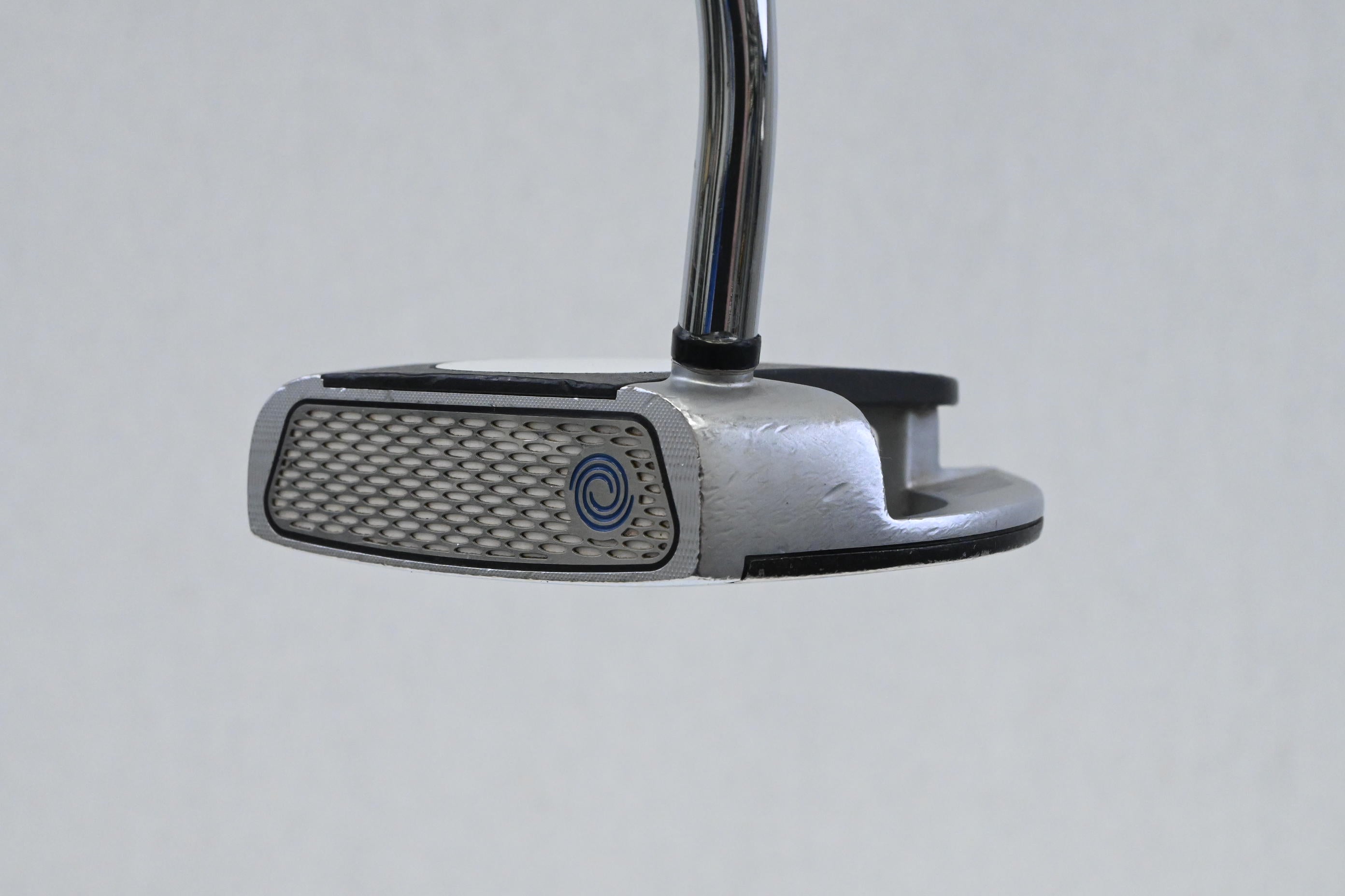 Odyssey Works Versa 2-Ball Fang Putter / 38 Inch