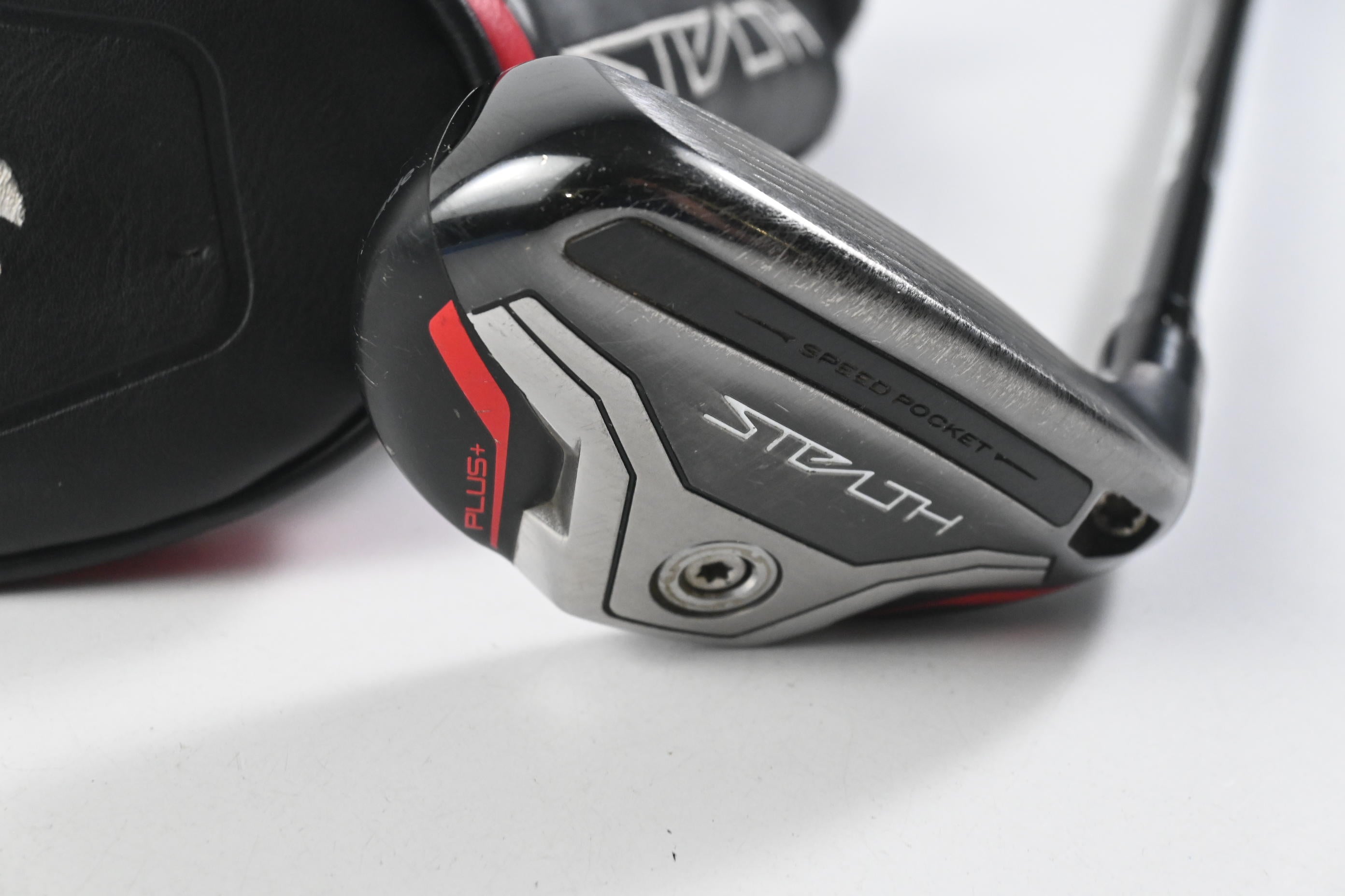 Taylormade Stealth Plus #3 Hybrid / 19.5 Degree / Stiff Flex HZRDUS Smoke RDX