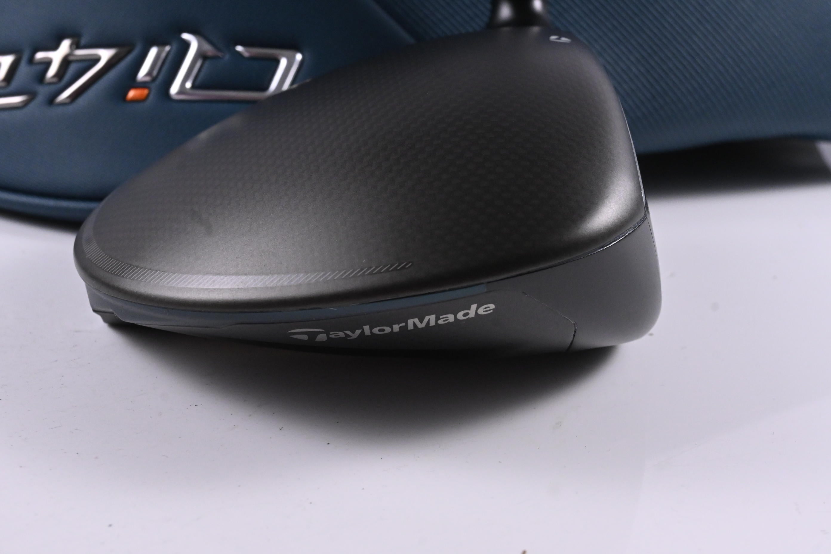 Taylormade Qi4D Max Driver / 10.5 Degree / Regular Flex REAX Blue 50 Shaft