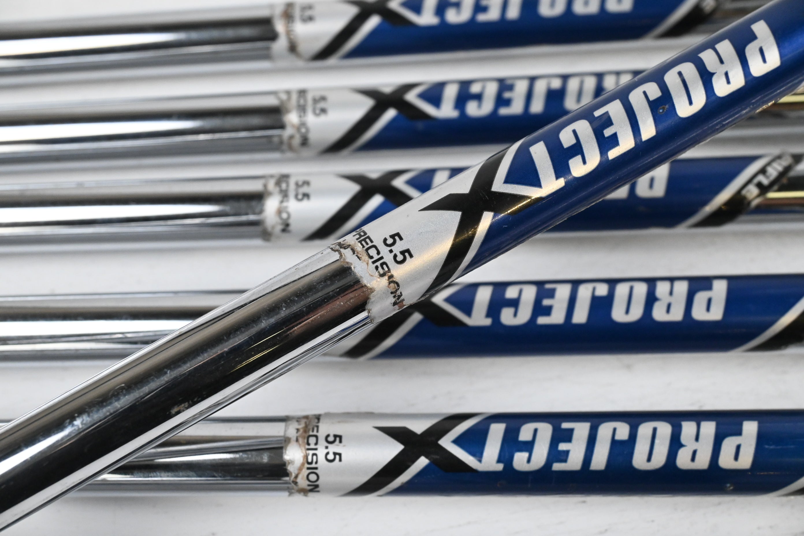 Titleist 714 MB/CB Combo Irons / 4-PW / Regular Flex Project X Precision Shafts