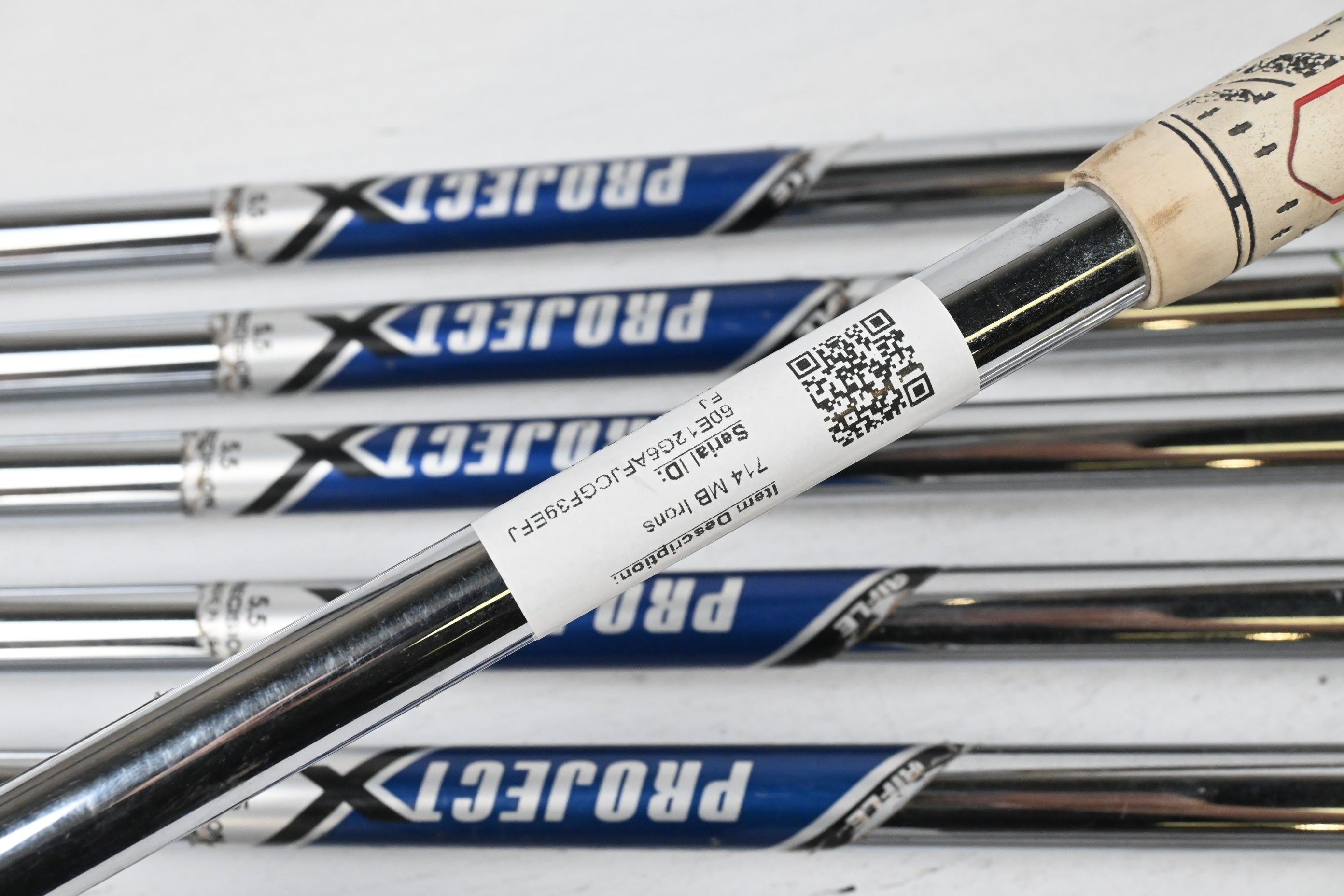 Titleist 714 MB/CB Combo Irons / 4-PW / Regular Flex Project X Precision Shafts